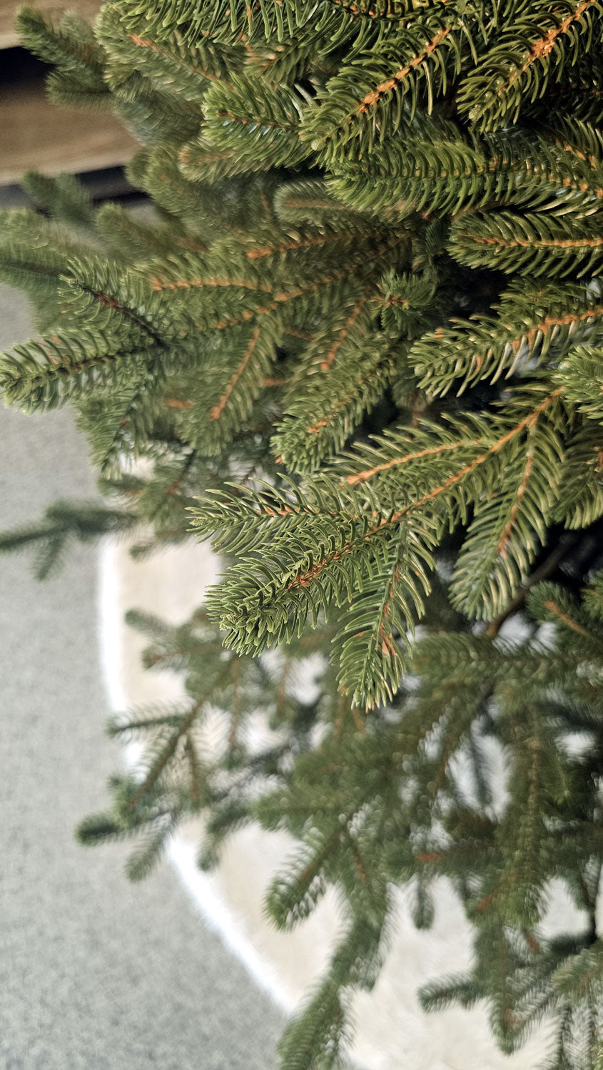 Brad artificial Christmas Deluxe by Sersimo, Viena verde, 3D, 250cm