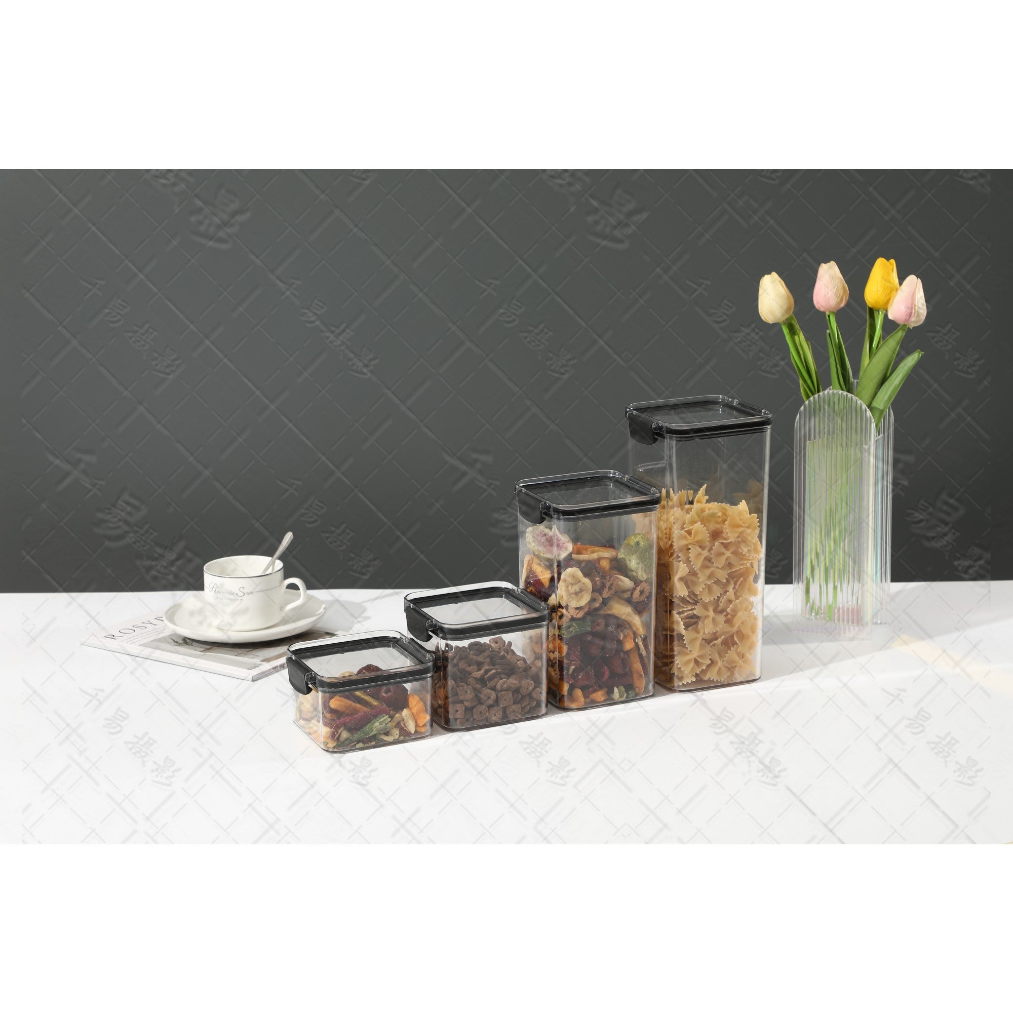 Recipient din Plastic, pentru Alimente/Obiecte, Inchidere Ermetica, 10.2 x 9.8 cm, 700 ml, Transparent