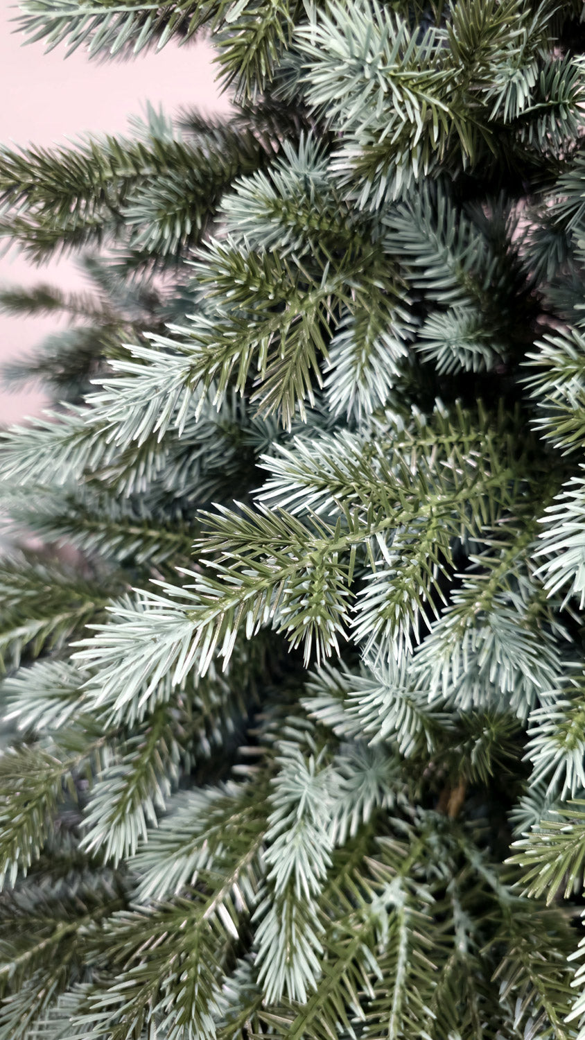 Brad artificial Christmas Deluxe by Sersimo, Alaska Select verde argintiu, integral 3D, 230 cm