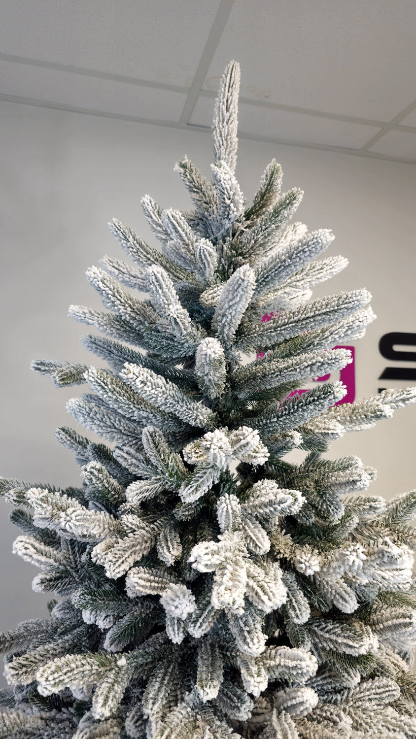 Brad artificial Christmas Deluxe by Sersimo, Viena Select nins, integral 3D, 230cm