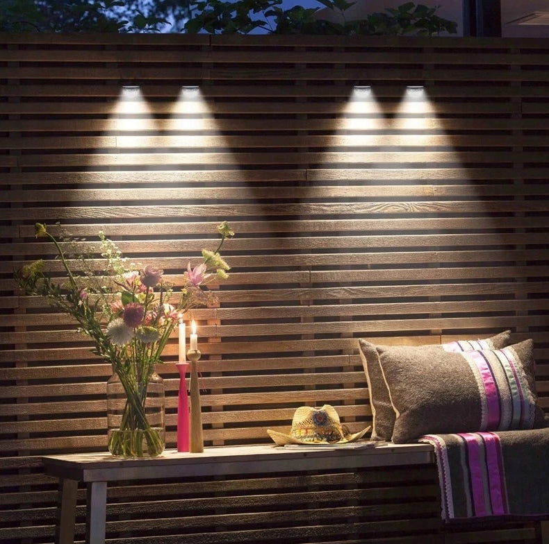 Lampa solara LED de perete, IP44 pentru exterior, autonomie 12 ore, neagra