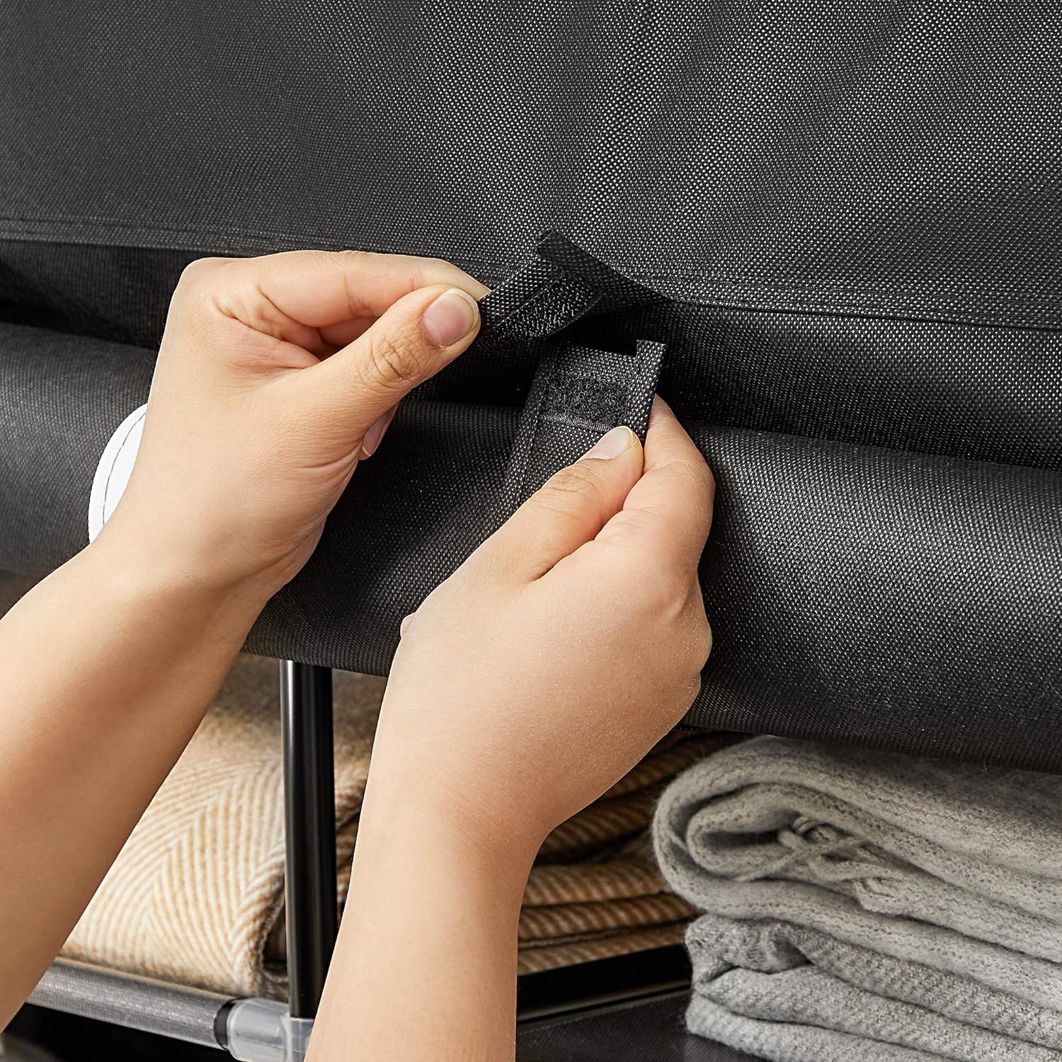 SONGMICS Garderoba din material textil, dulap portabil, cu rafturi si sina de agatat, 150x45x175cm, negru
