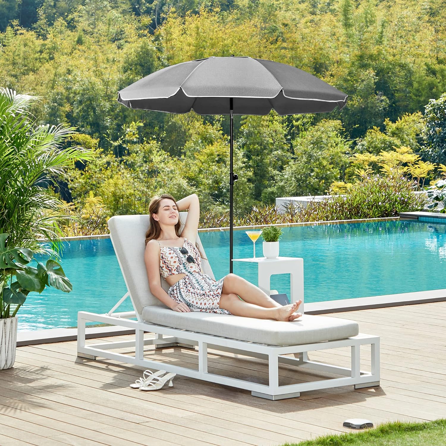 SONGMICS Umbrela terasa gradina sau plaja, cu inclinare, husa, diametru 160cm, gri