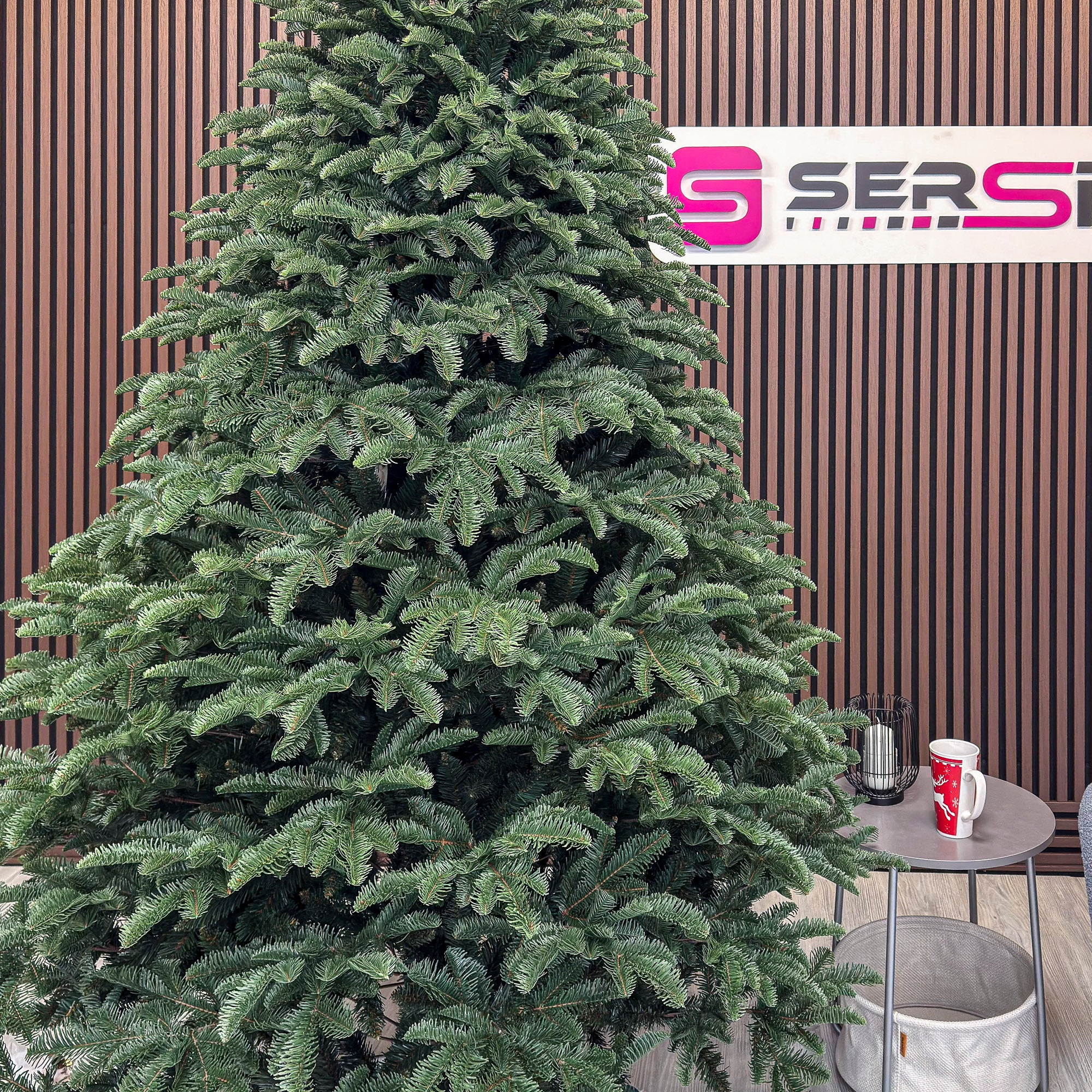 Brad artificial Christmas Deluxe by Sersimo, Alaska, verde, mix 2D+3D, 250 cm