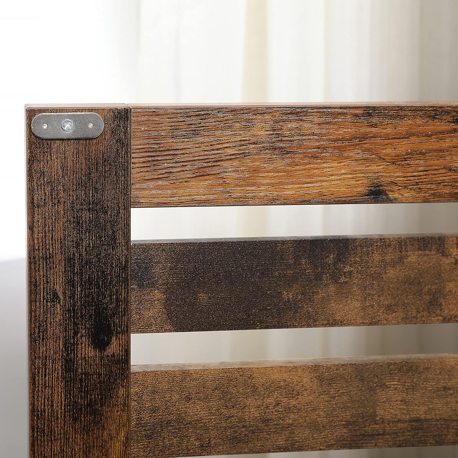 VASAGLE Dulap baie lavoar cu 2 usi tip jaluzea, raft reglabil, 60x30x63 cm, maro rustic