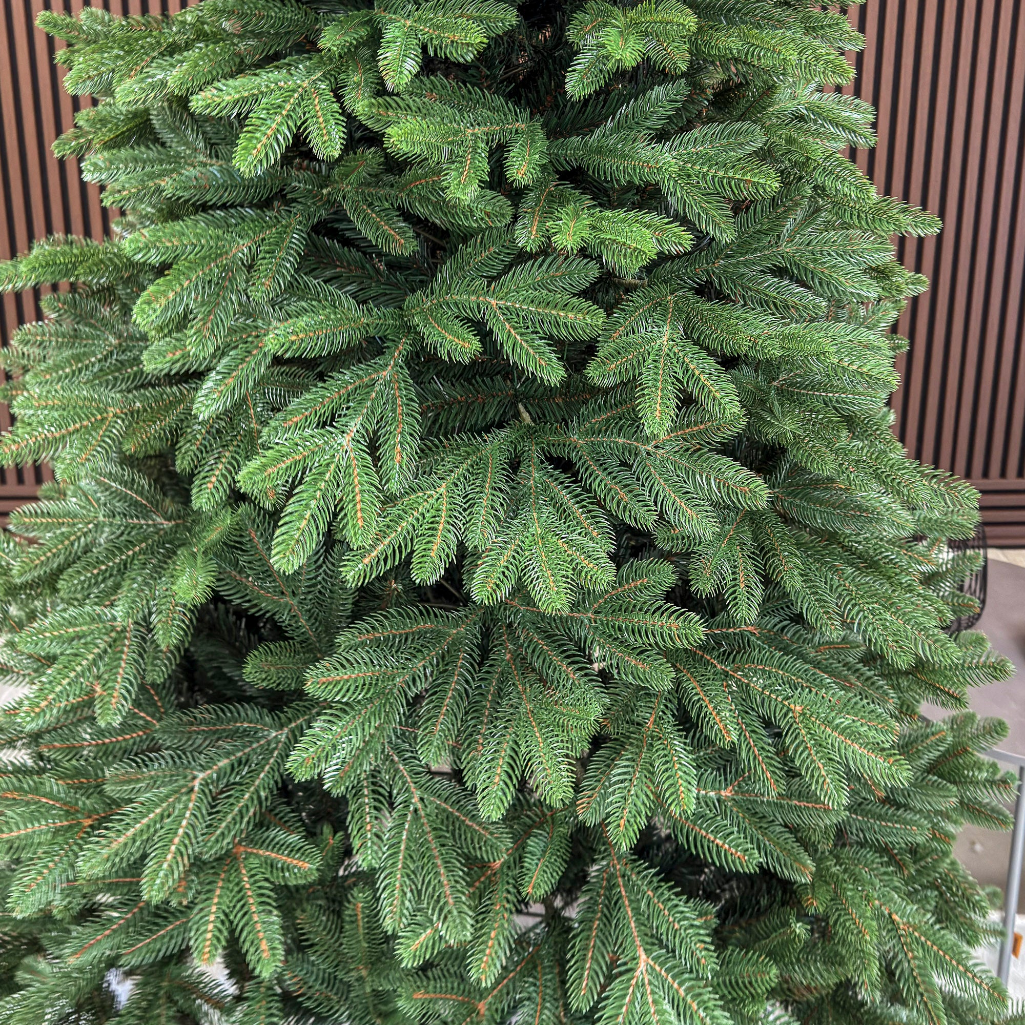 Brad artificial Christmas Deluxe by Sersimo, Belgia, 2D+3D, 230cm