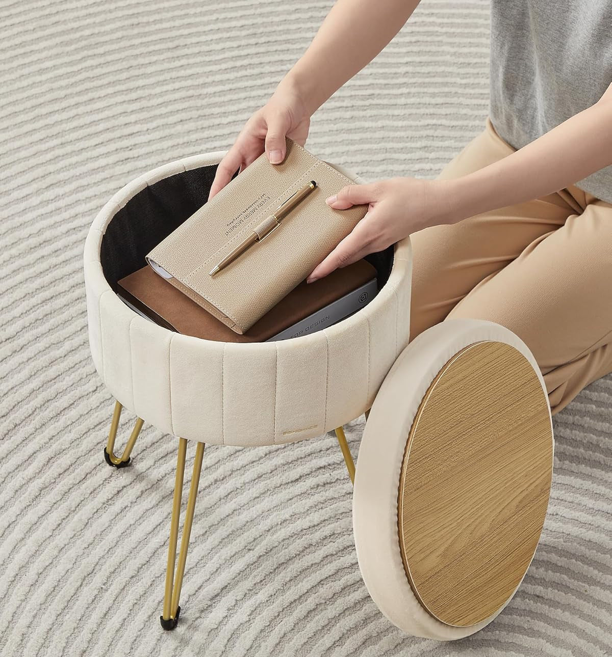 SONGMICS Taburet rotund cu spatiu de depozitare, tapitat catifea, 32x39x44 cm, crem
