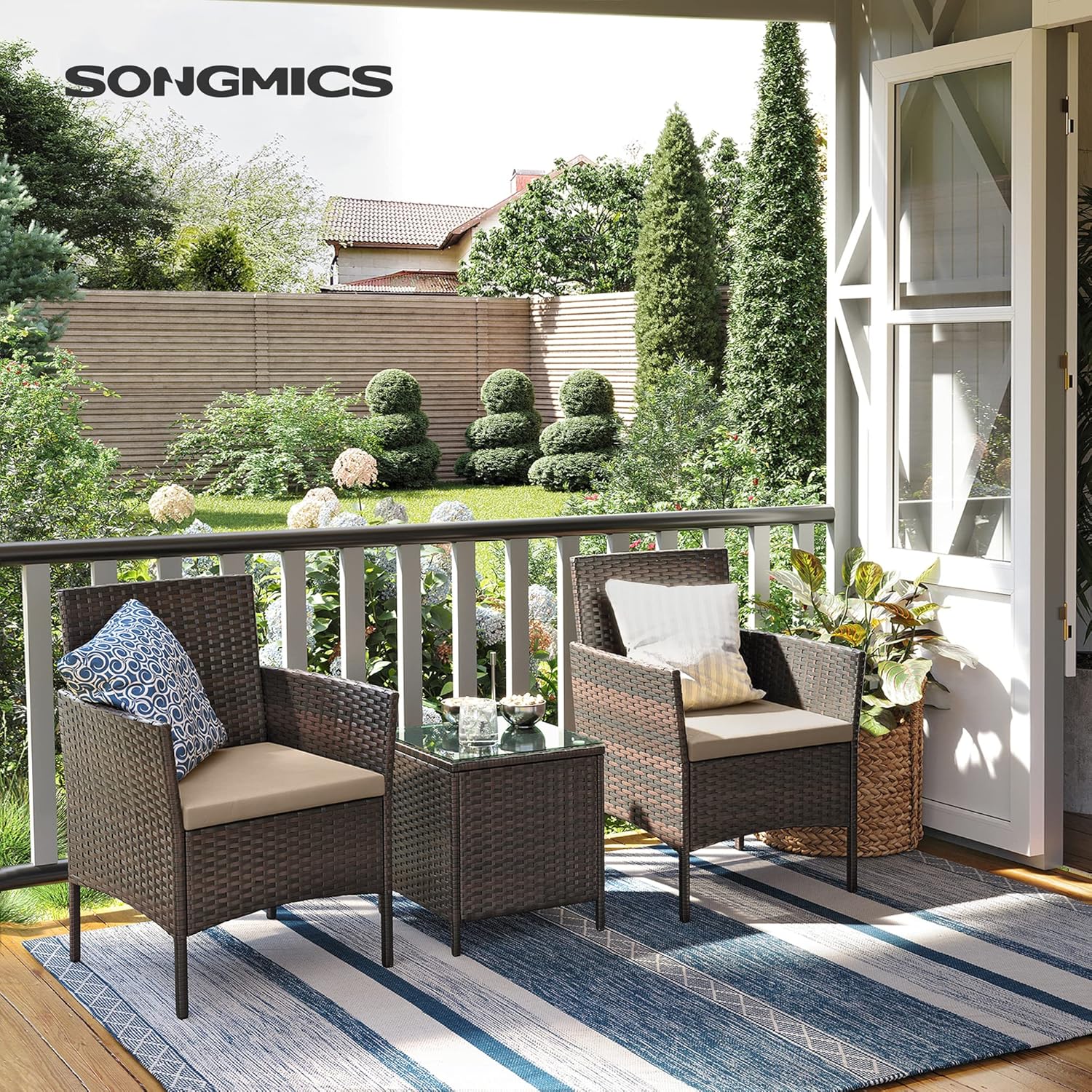 SONGMICS Set mobilier gradina cu 2 locuri, 2 scaune si masa cu sticla, ratan PE, maro