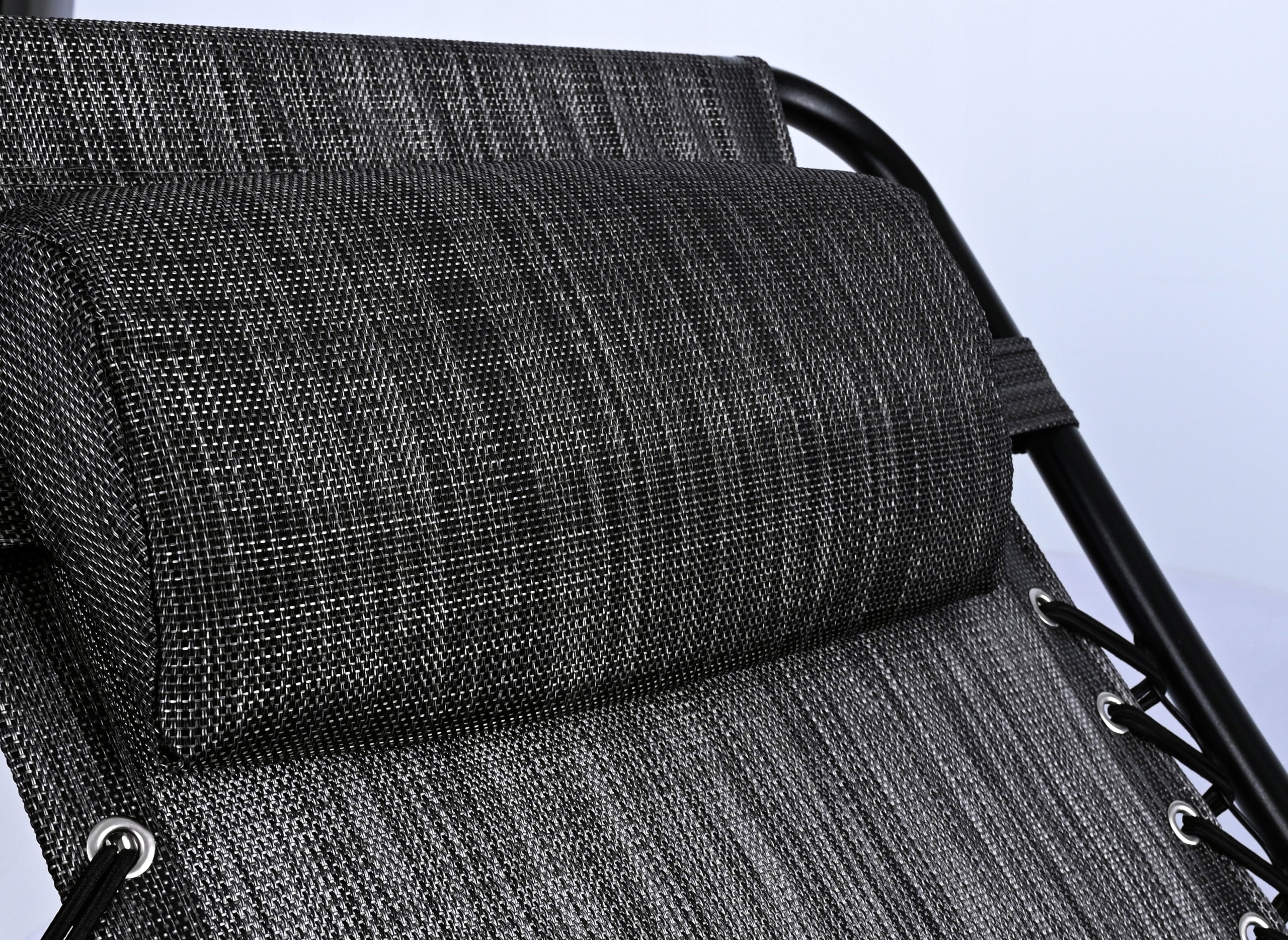 Sezlong pliabil pentru gradina cu tetiera, cadru metalic, suport pahare, maxim 120 kg, 174x65x112 cm, gri