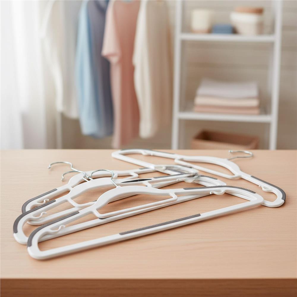 Set de 20 de umerase antiderapante pentru haine, din PE, cu carlig metalic rotativ, 41 cm, alb si gri