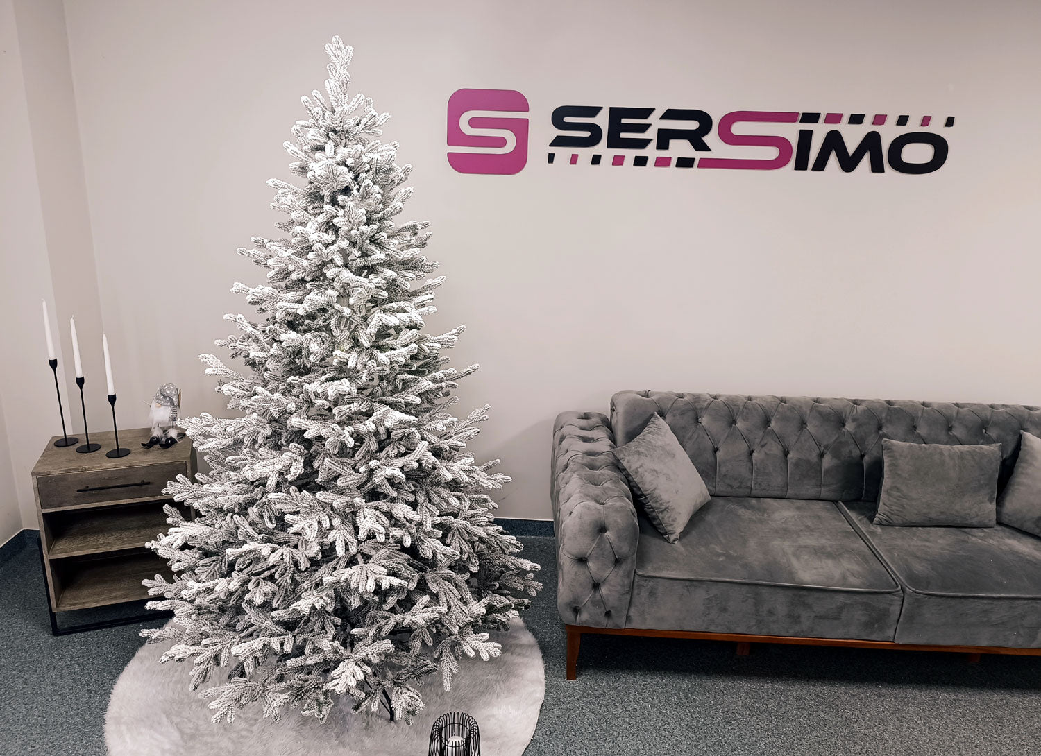 Brad artificial Christmas Deluxe by Sersimo, Viena nins, 3D, 210cm