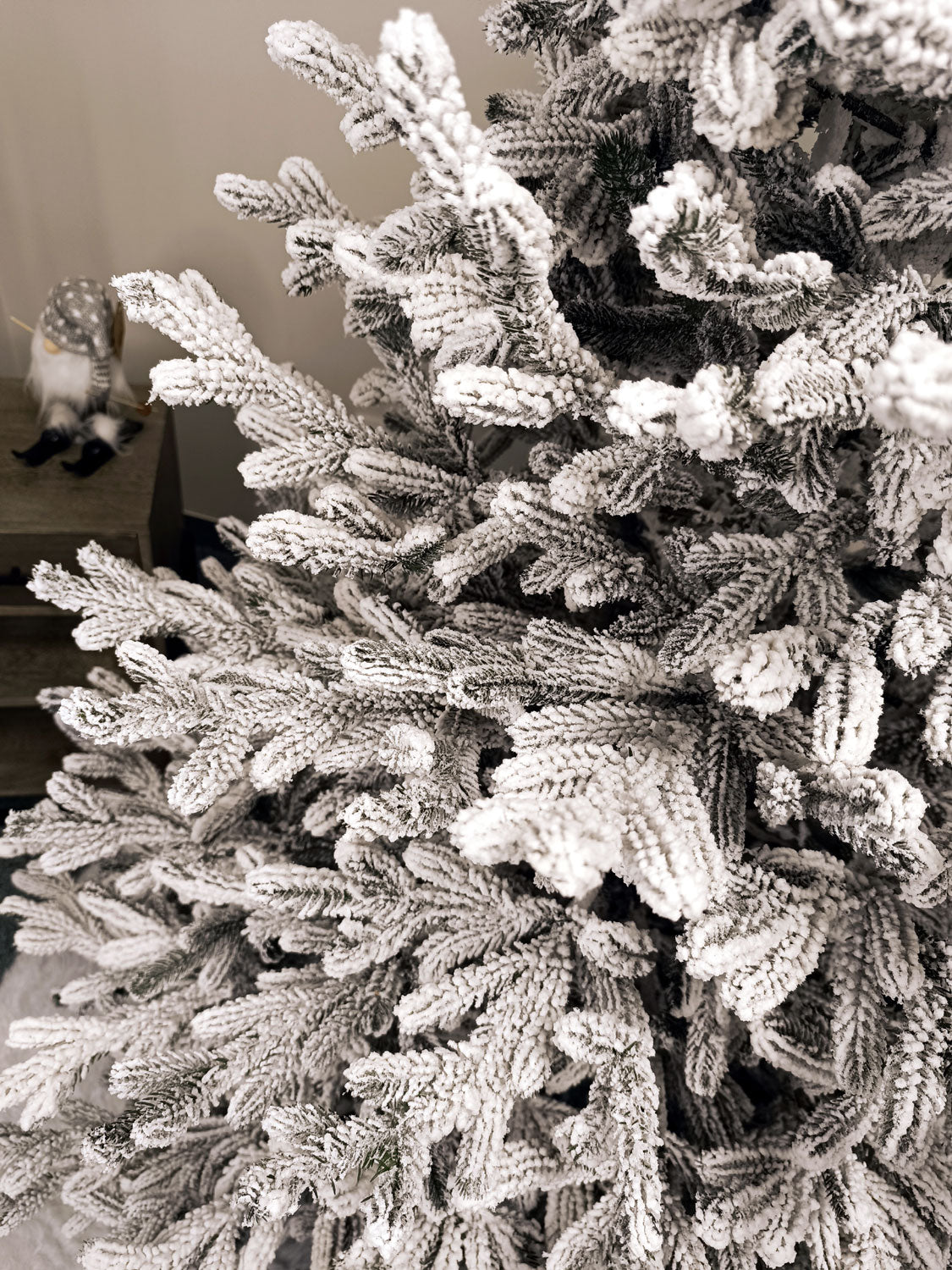 Brad artificial Christmas Deluxe by Sersimo, Viena nins, 3D, 210cm