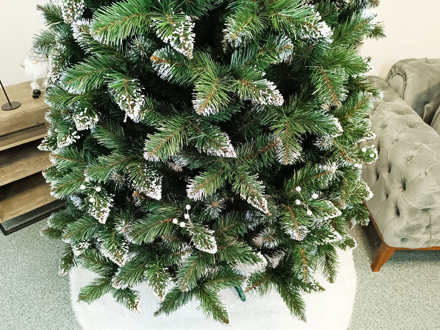 Brad artificial Christmas Deluxe by Sersimo, Crystal nins cu merisoare, 2D, 250cm