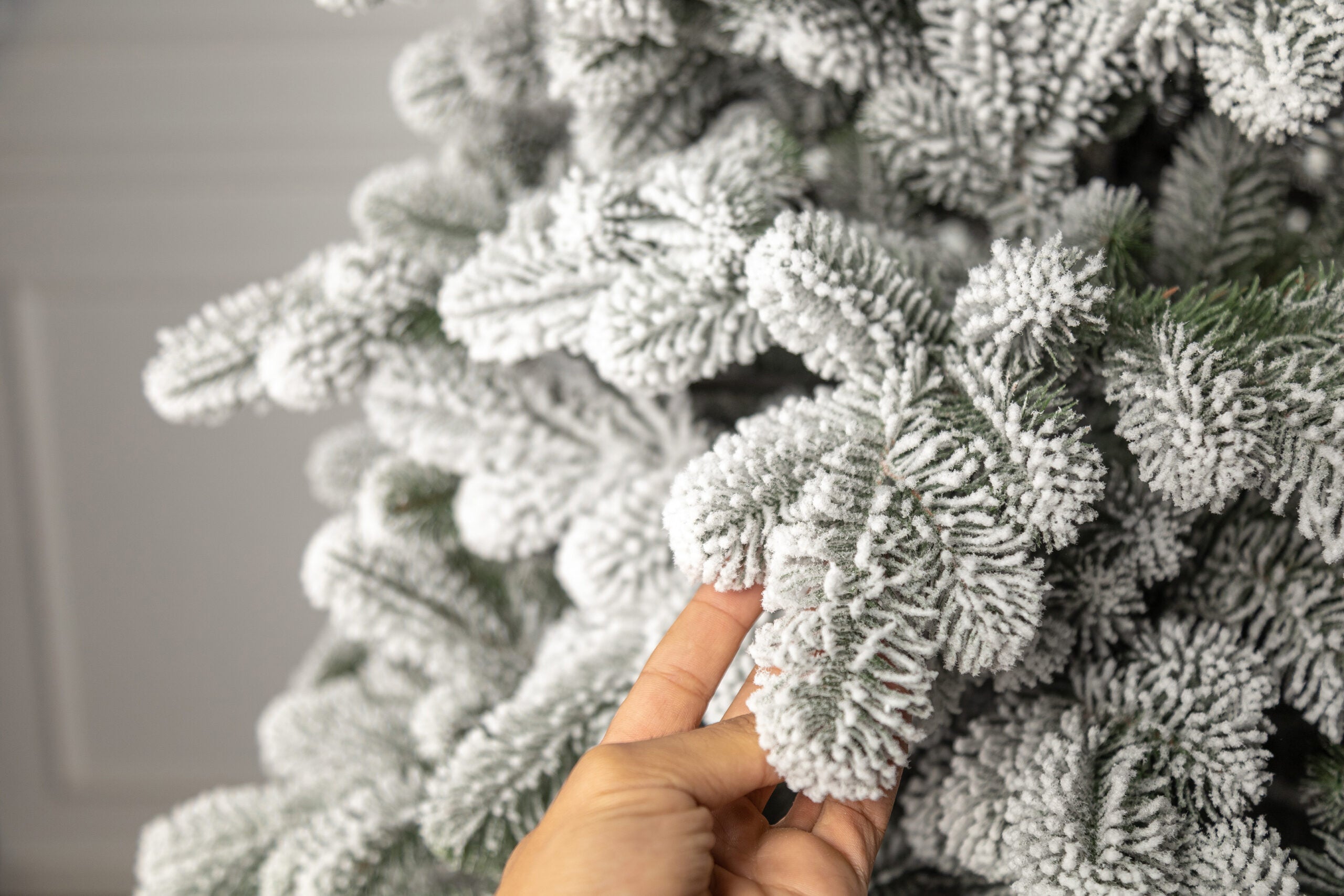 Brad artificial Christmas Deluxe by Sersimo, Kovalivka Select nins, integral 3D, 210cm