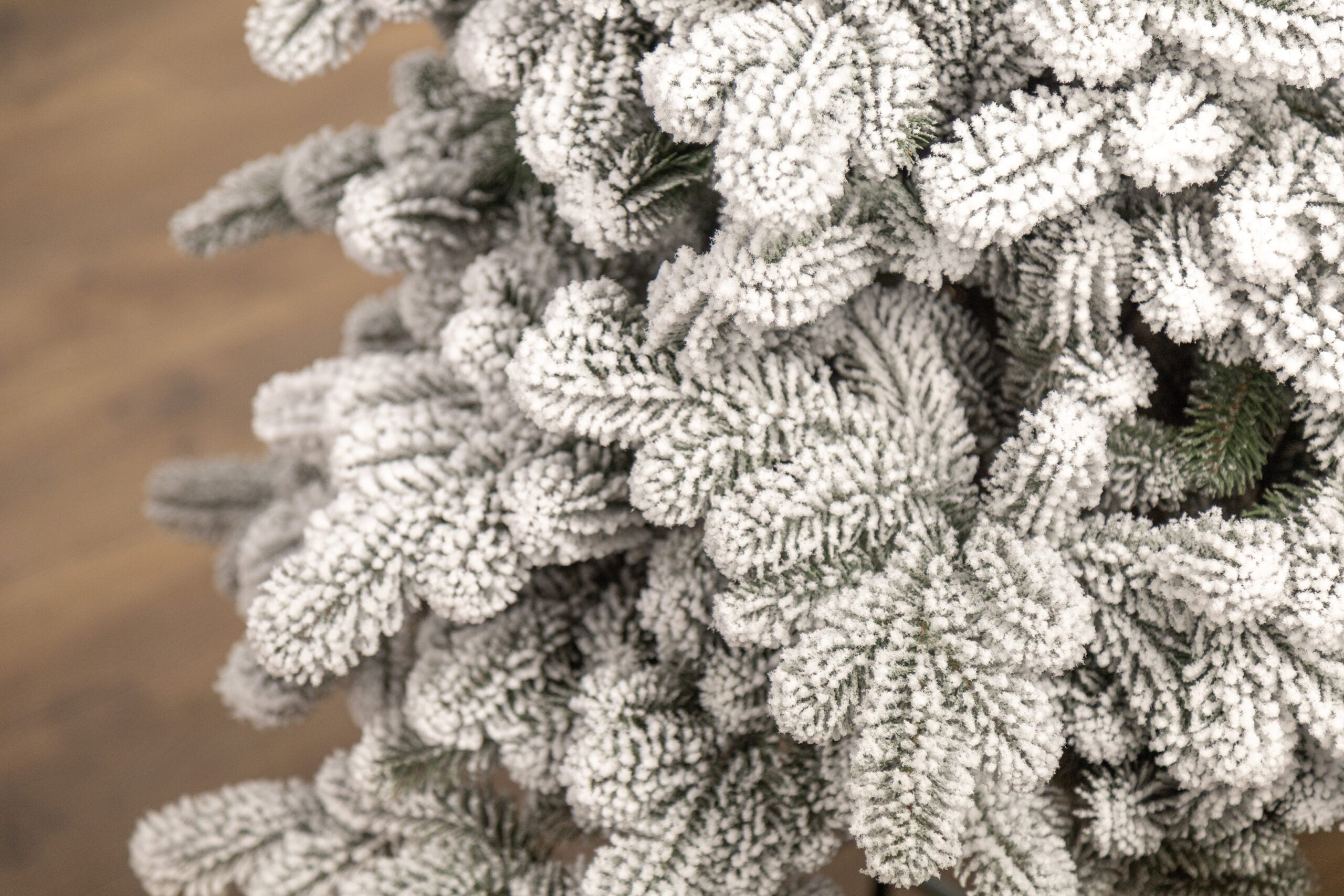 Brad artificial Christmas Deluxe by Sersimo, Kovalivka Select nins, integral 3D, 230cm