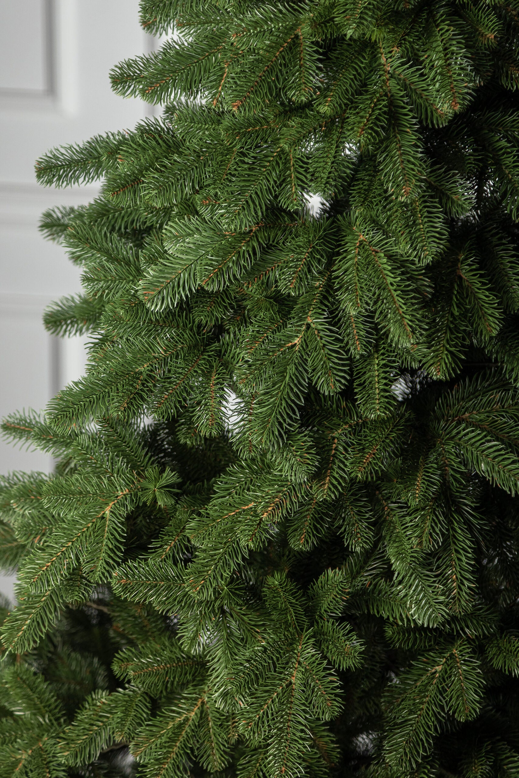 Brad artificial Christmas Deluxe by Sersimo, Kovalivka Select, integral 3D, 210cm