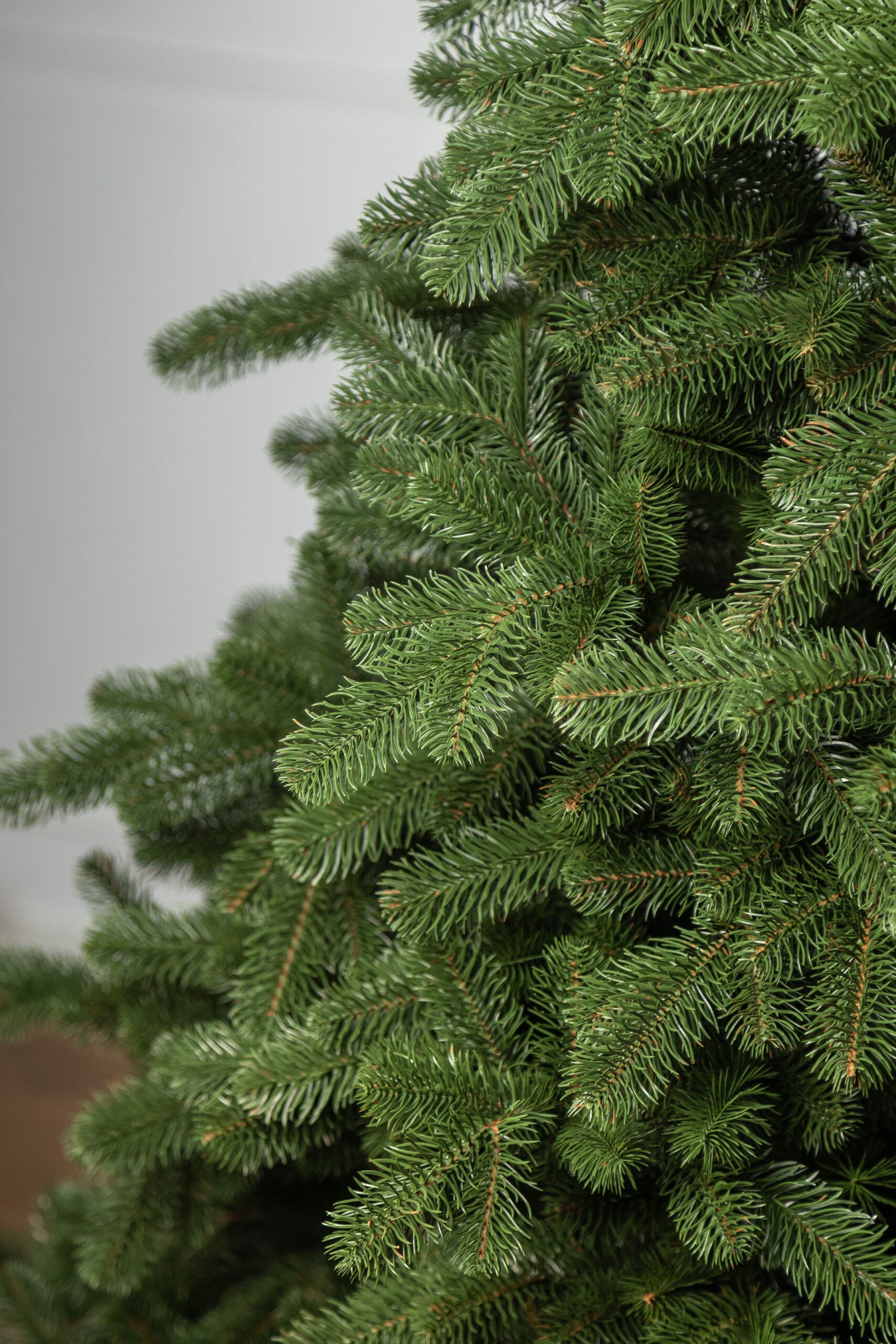 Brad artificial Christmas Deluxe by Sersimo, Kovalivka Select, integral 3D, 210cm