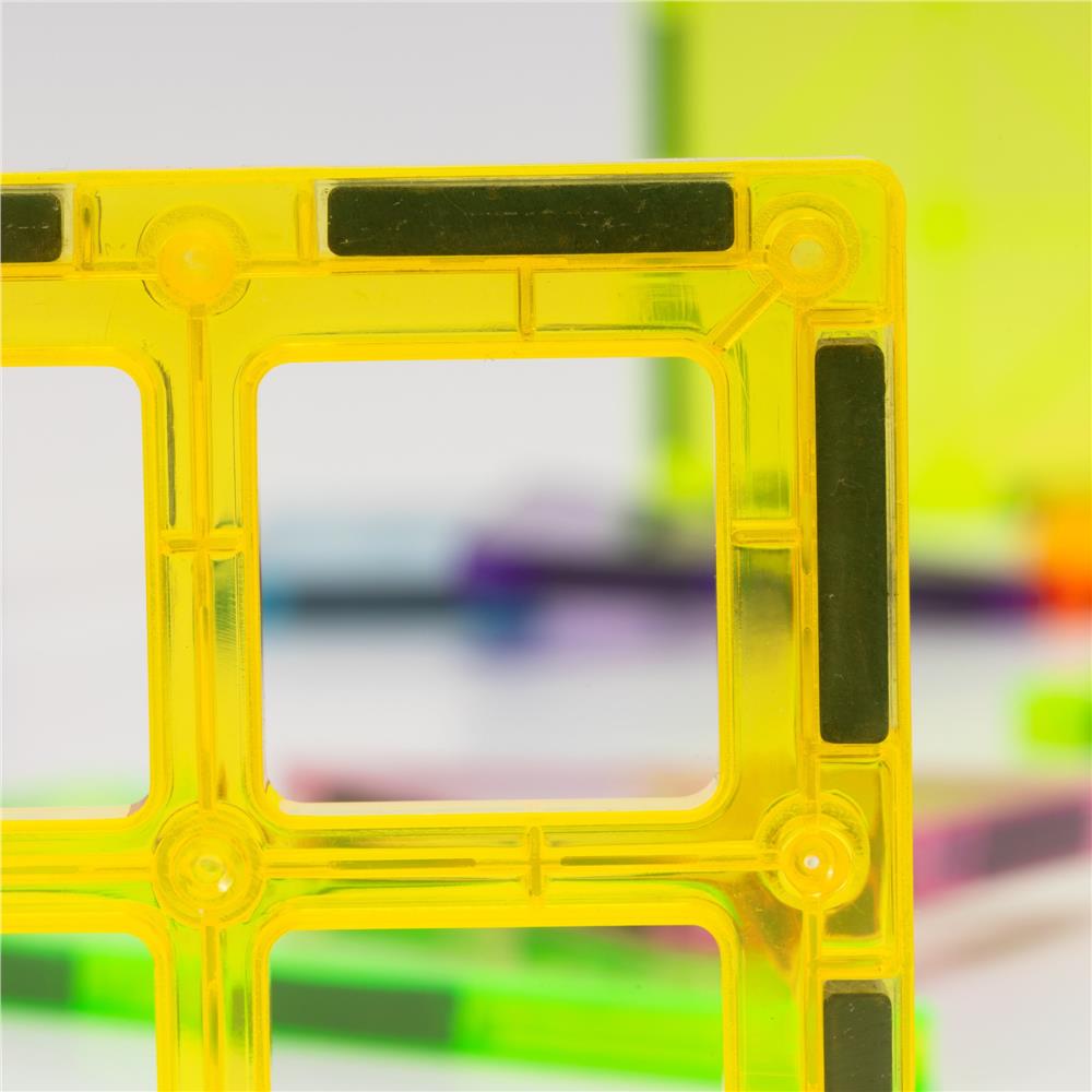 Set de constructie din piese magnetice educative pentru copii 48 de piese, multicolor