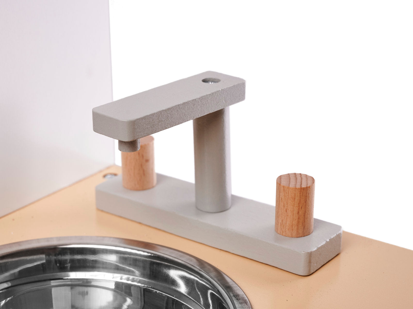 Bucatarie din lemn pentru copii cu accesorii, MDF si lemn, 68x25x82 cm, gri si alb