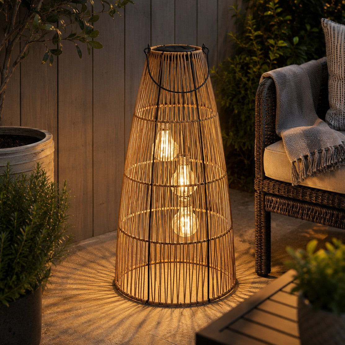 Lampion solar decorativ 55 cm, iluminare ambientala LED, model cu decupaje, pentru gradina sau terasa, maro