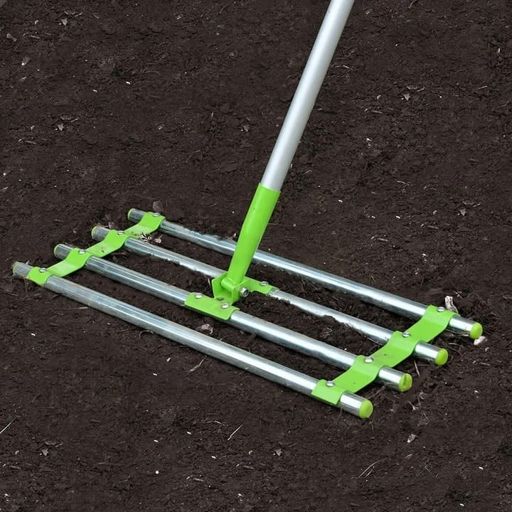 Nivelator manual gazon si teren cu cap lat din otel si aluminiu, 60x25 cm, maner 164 cm, verde