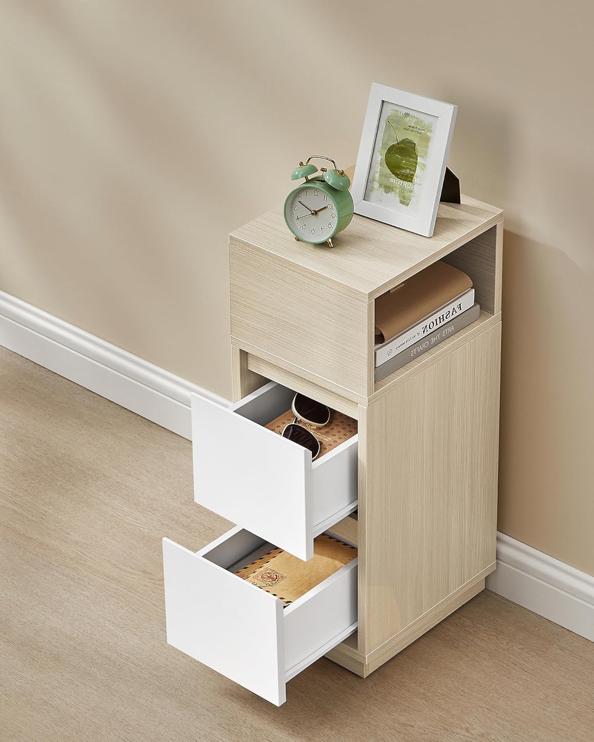 VASAGLE Set 2 noptiere inguste, cu 2 sertare si compartiment deschis, PAL si MDF, 30x25x65 cm, bej si alb