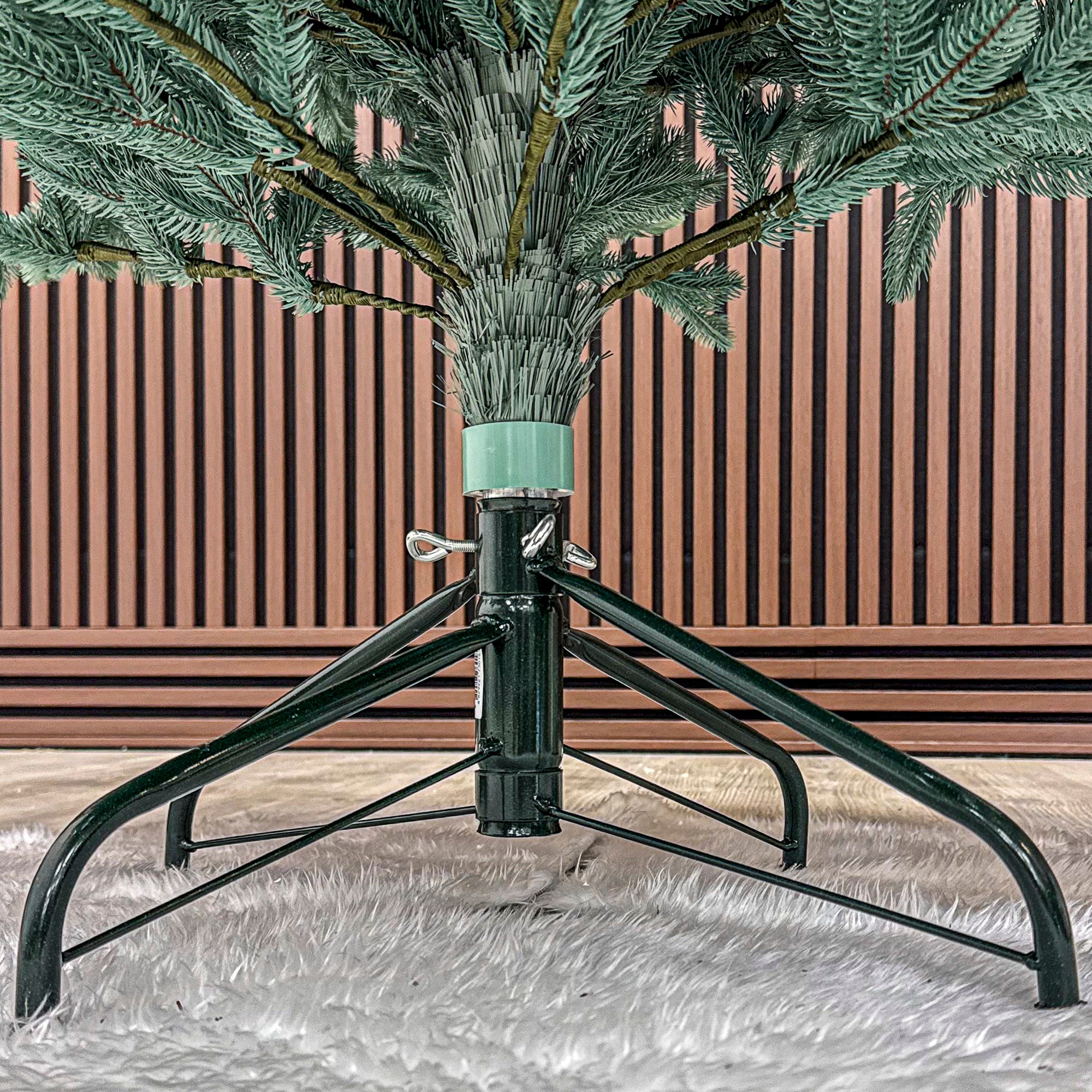 Brad artificial Christmas Deluxe by Sersimo, Laponia Select argintiu, integral 3D, 180cm