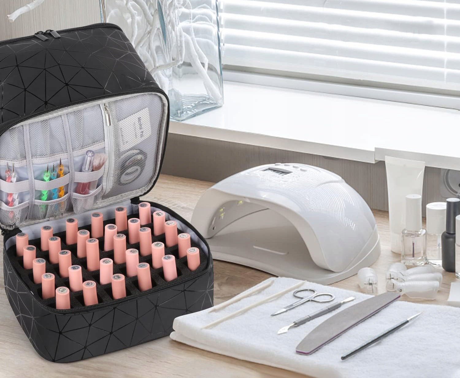 Organizator cosmetica tip beauty cu 2 compartimente, piele ecologica, 24x24x20 cm