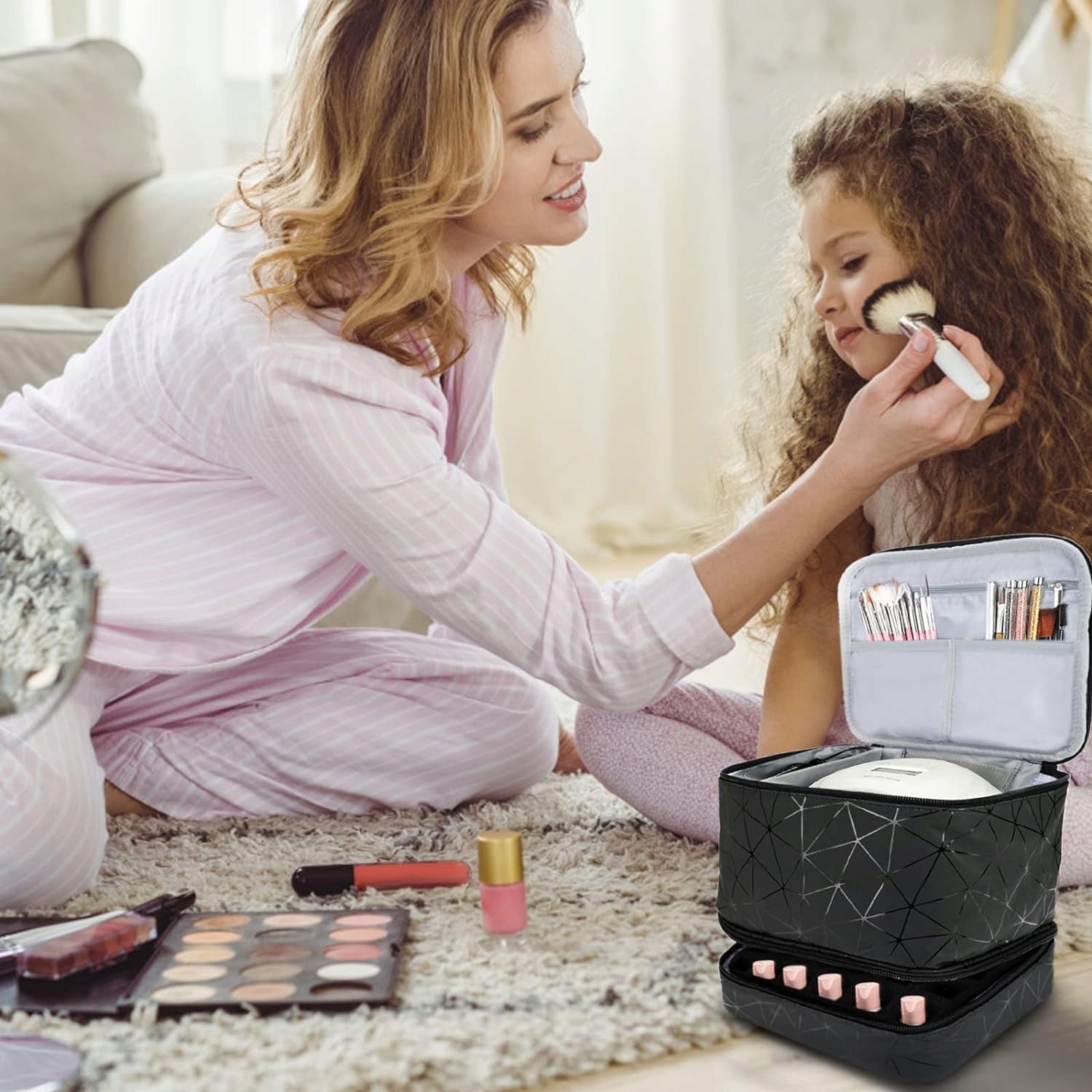 Organizator cosmetica tip beauty cu 2 compartimente, piele ecologica, 24x24x20 cm