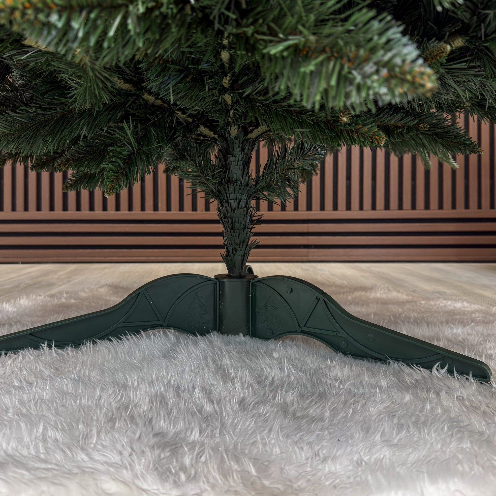 Brad artificial Sersimo, Miahelene Elite, verde nins cu merisoare, mix 2D+3D, 180 cm