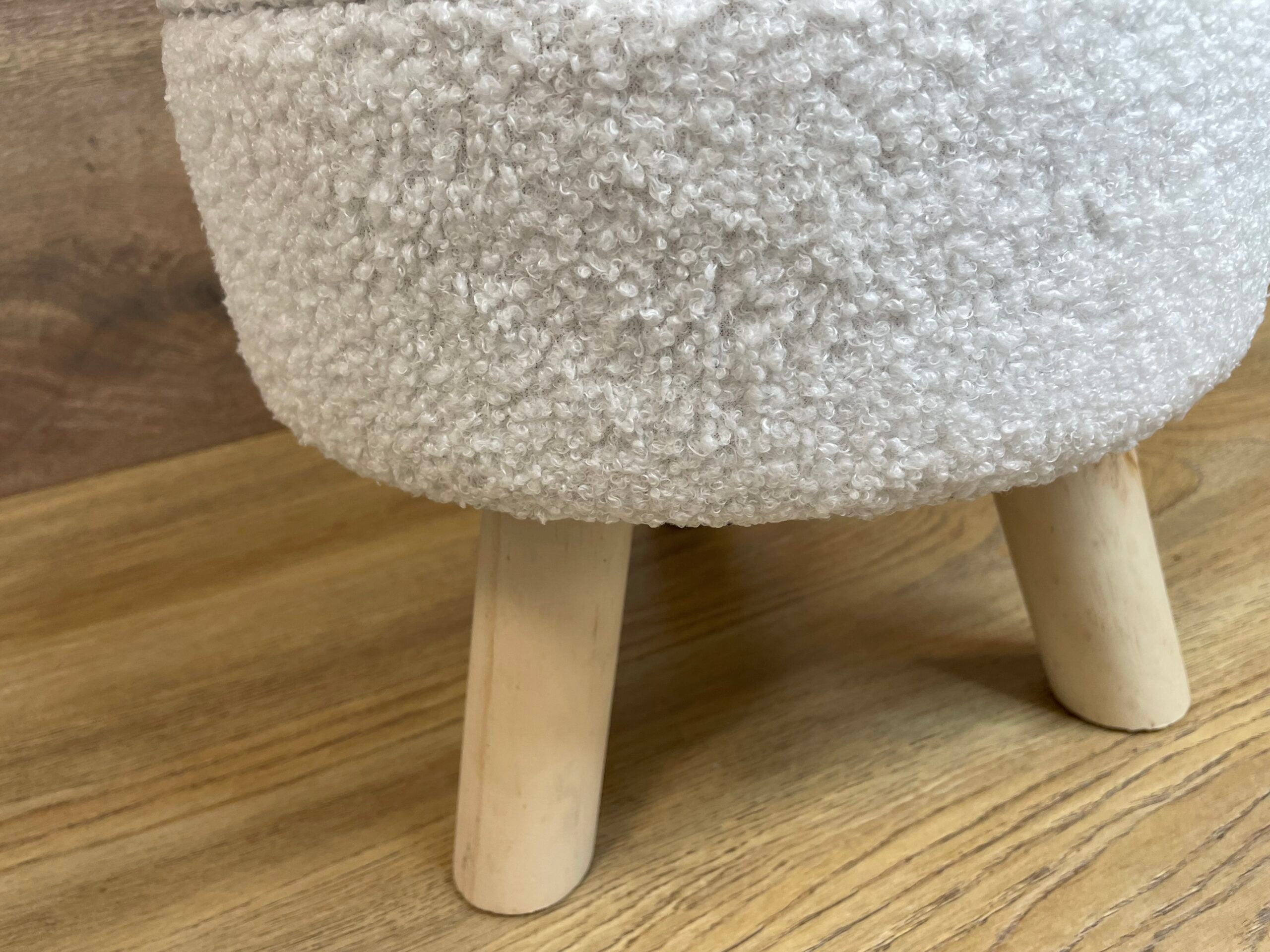 Taburet pentru copii, rotund, spatiu depozitare, 30x28cm, maxim 50kg, alb