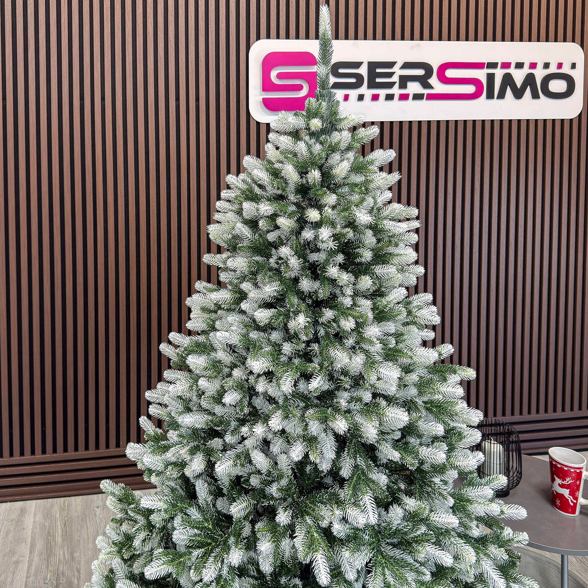 Brad artificial Christmas Deluxe by Sersimo, Polar Winter Select, integral 3D, 180 cm