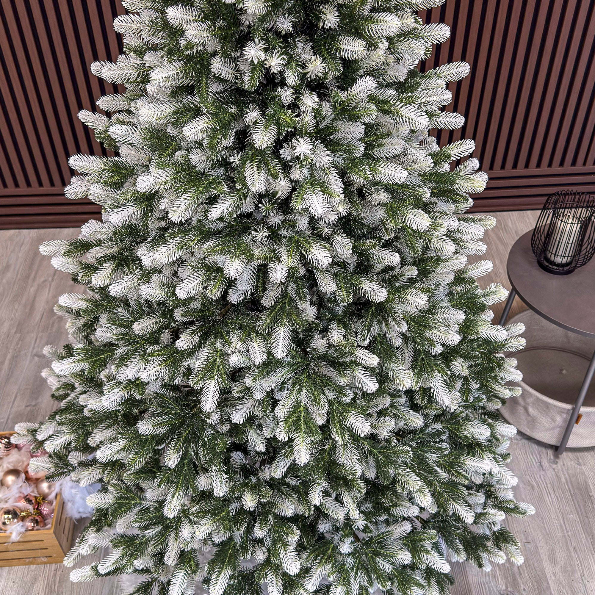 Brad artificial Christmas Deluxe by Sersimo, Polar Winter Select, integral 3D, 180 cm