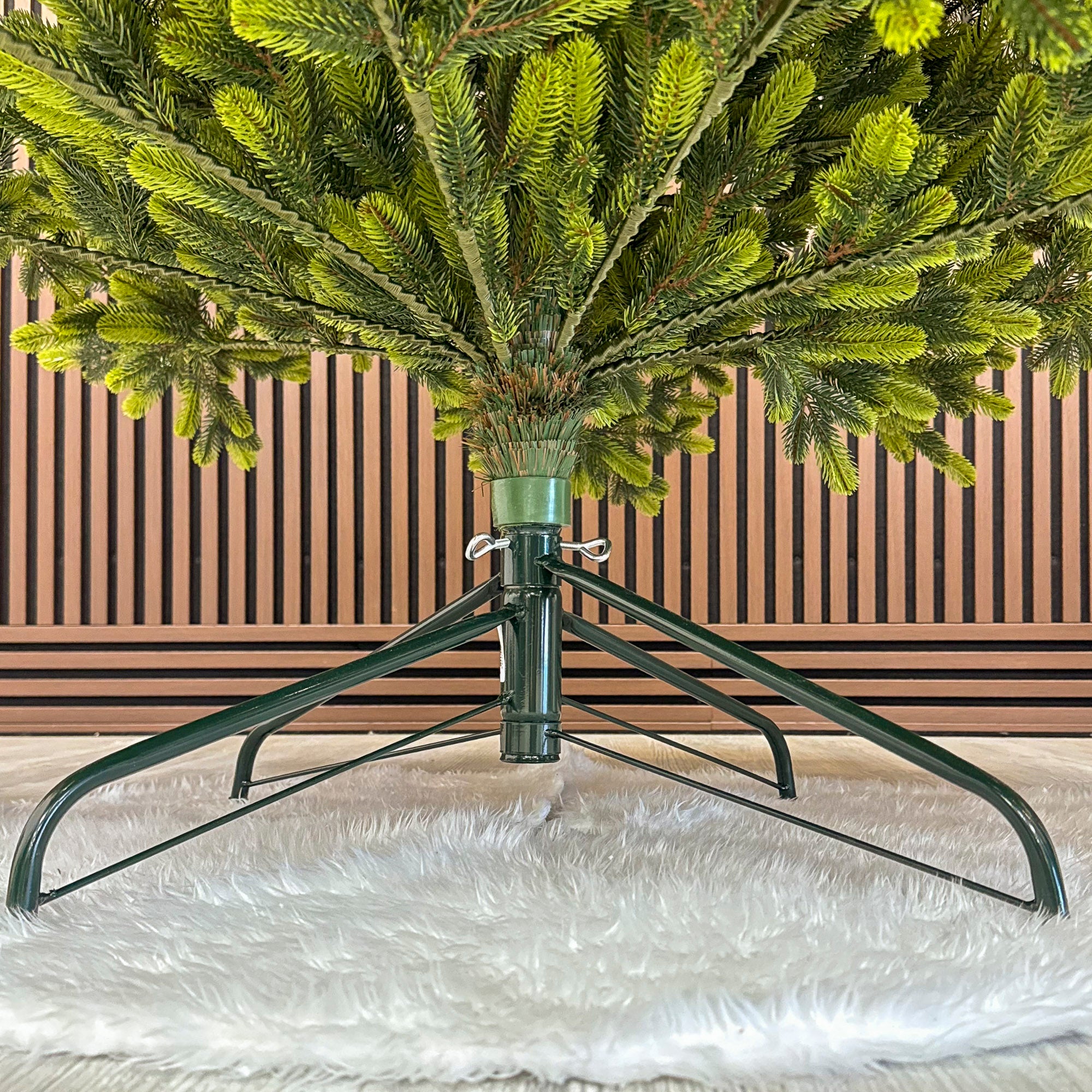 Brad artificial Christmas Deluxe by Sersimo, Polar Spring Select, integral 3D, 230 cm