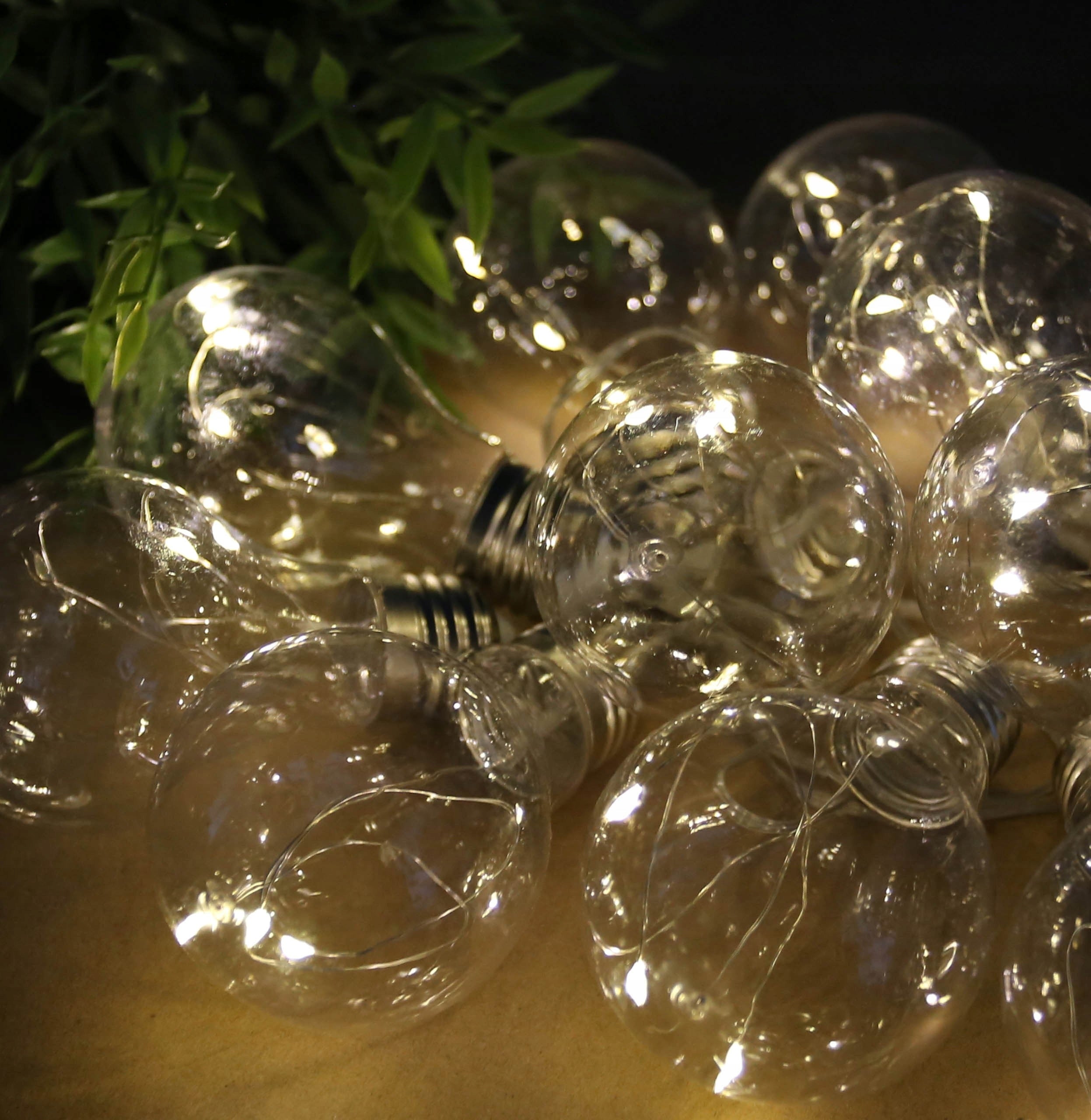 Ghirlanda luminoasa, LED, model Moza, 10 becuri, 380cm, incarcare solara, lumina alb cald