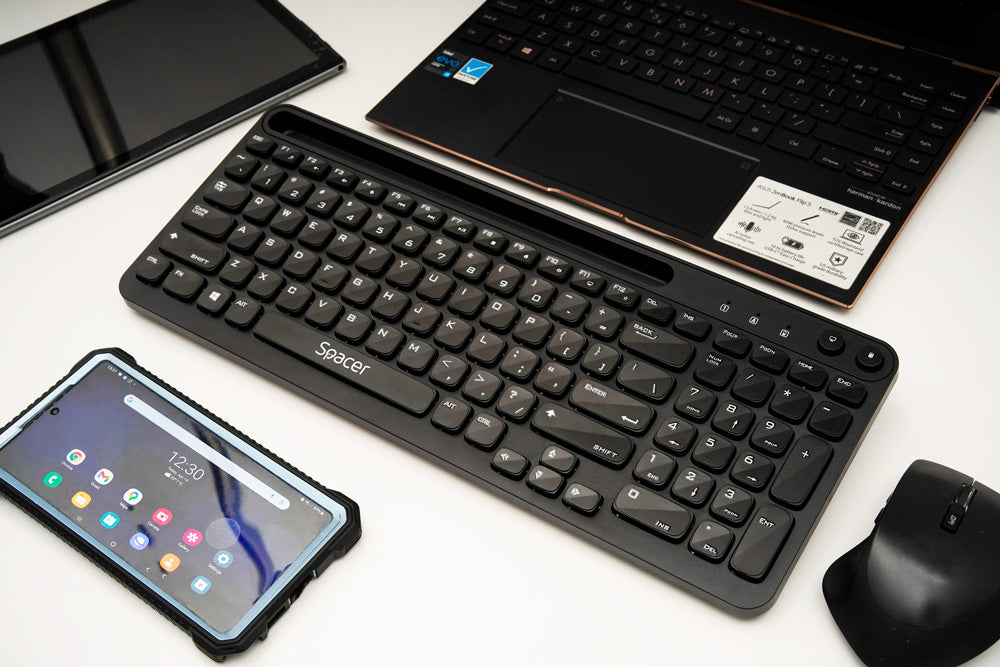 TASTATURA wireless SPACER, 102 taste, low profile keycap, suport telefon, 1 baterie AAA inclusa, neagra, "SPKB-WS-04"