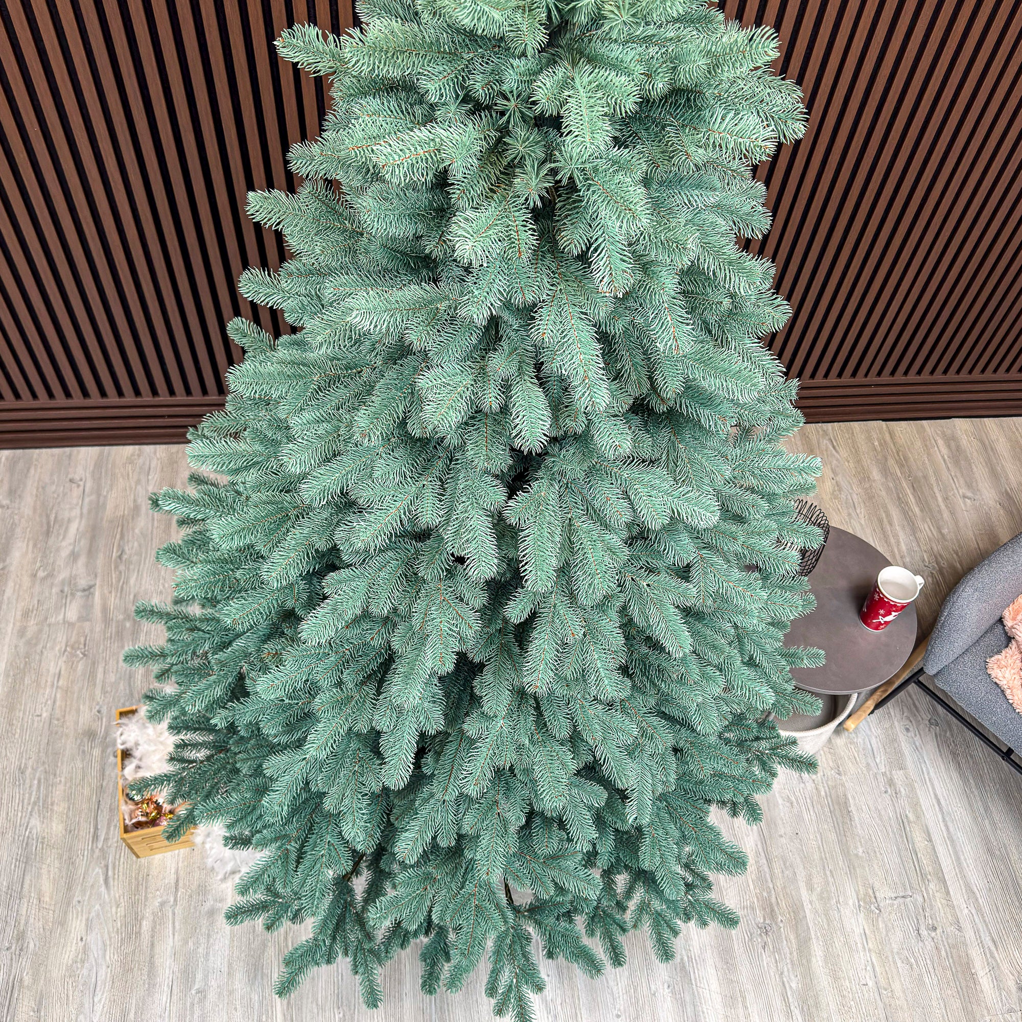 Brad artificial Christmas Deluxe by Sersimo, Kovalivka Select argintiu, integral 3D, 230 cm