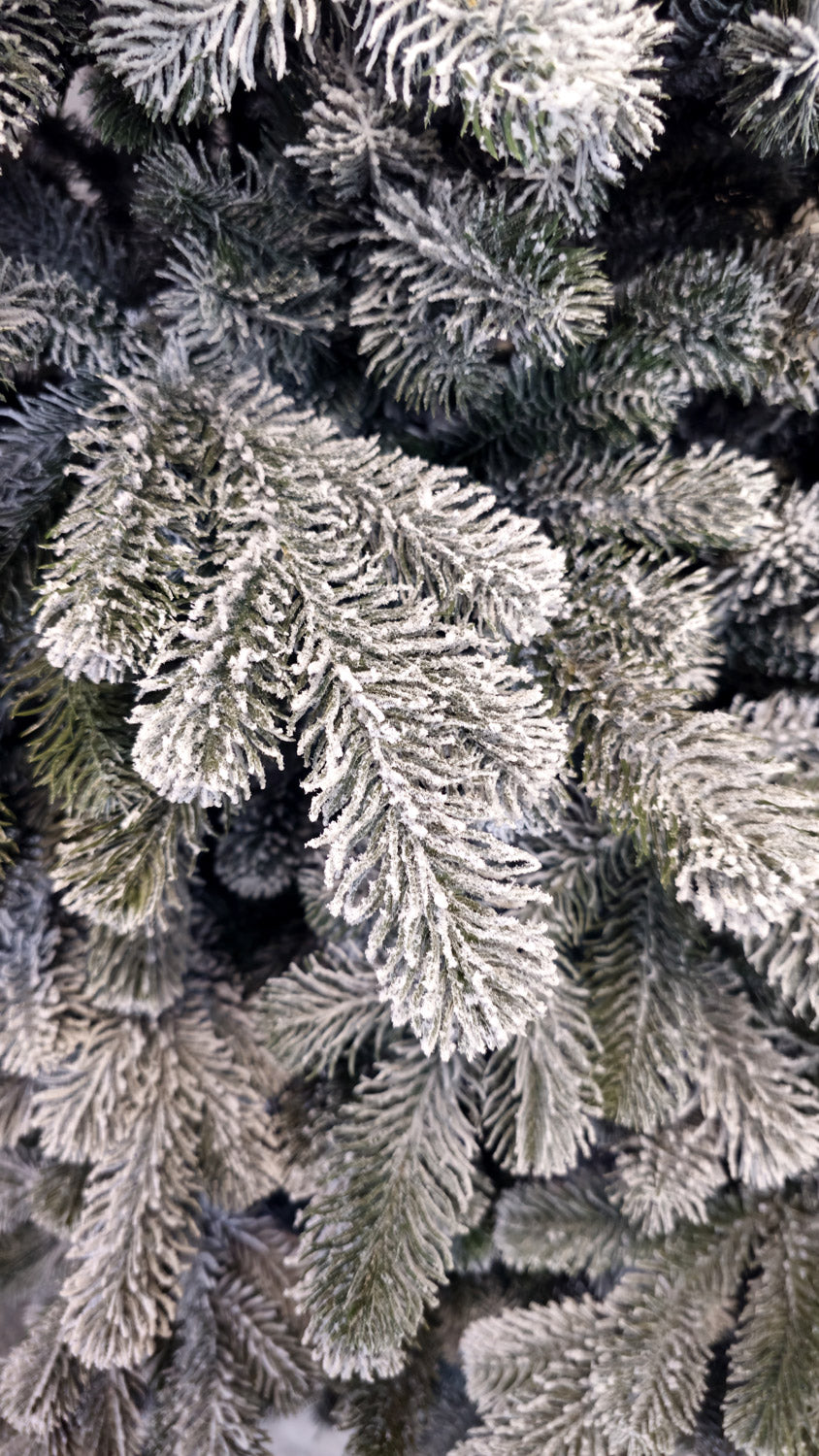 Brad artificial Christmas Deluxe by Sersimo, Kovalivka Select nins, integral 3D, 180cm