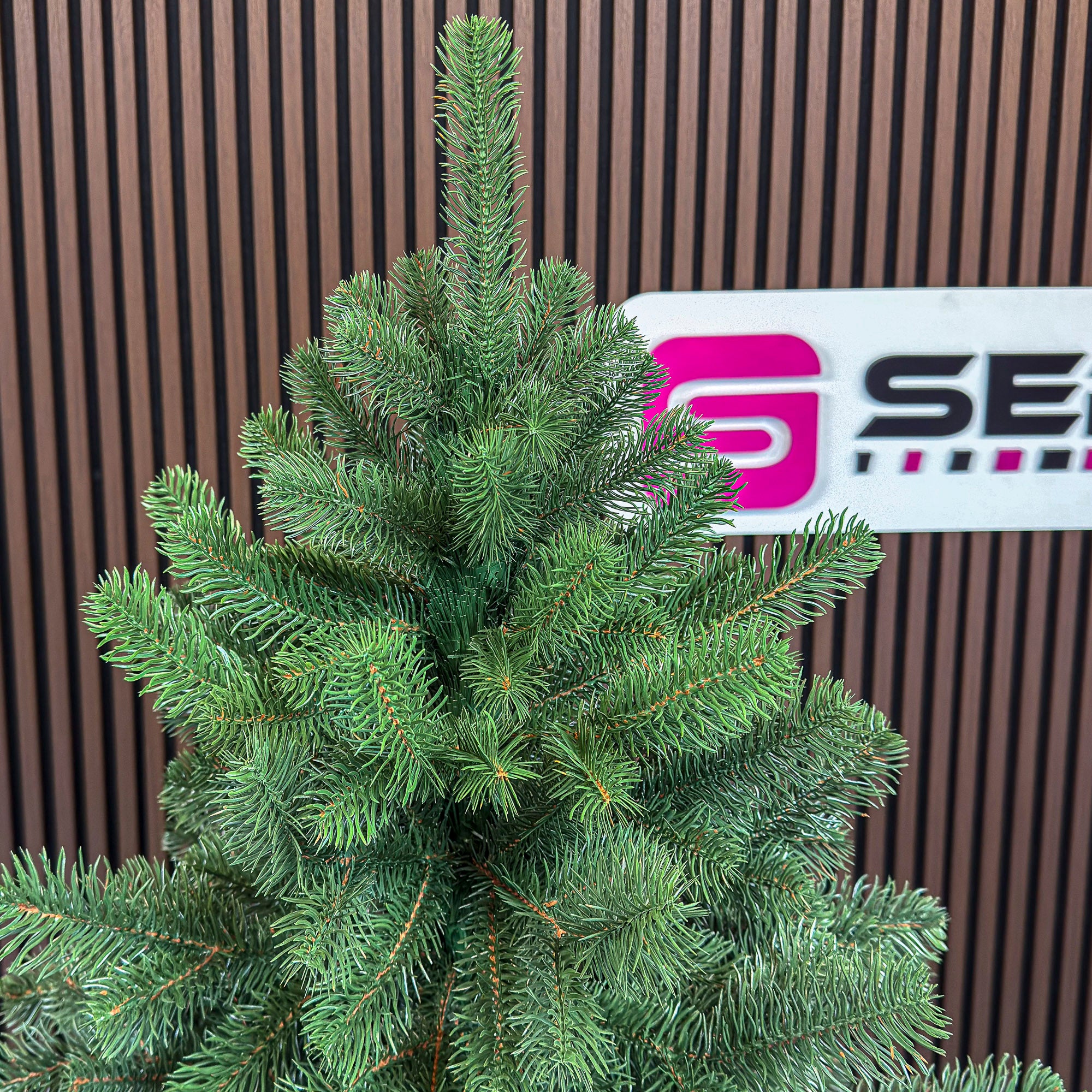 Brad artificial Christmas Deluxe by Sersimo, Kovalivka Select, integral 3D, 230cm