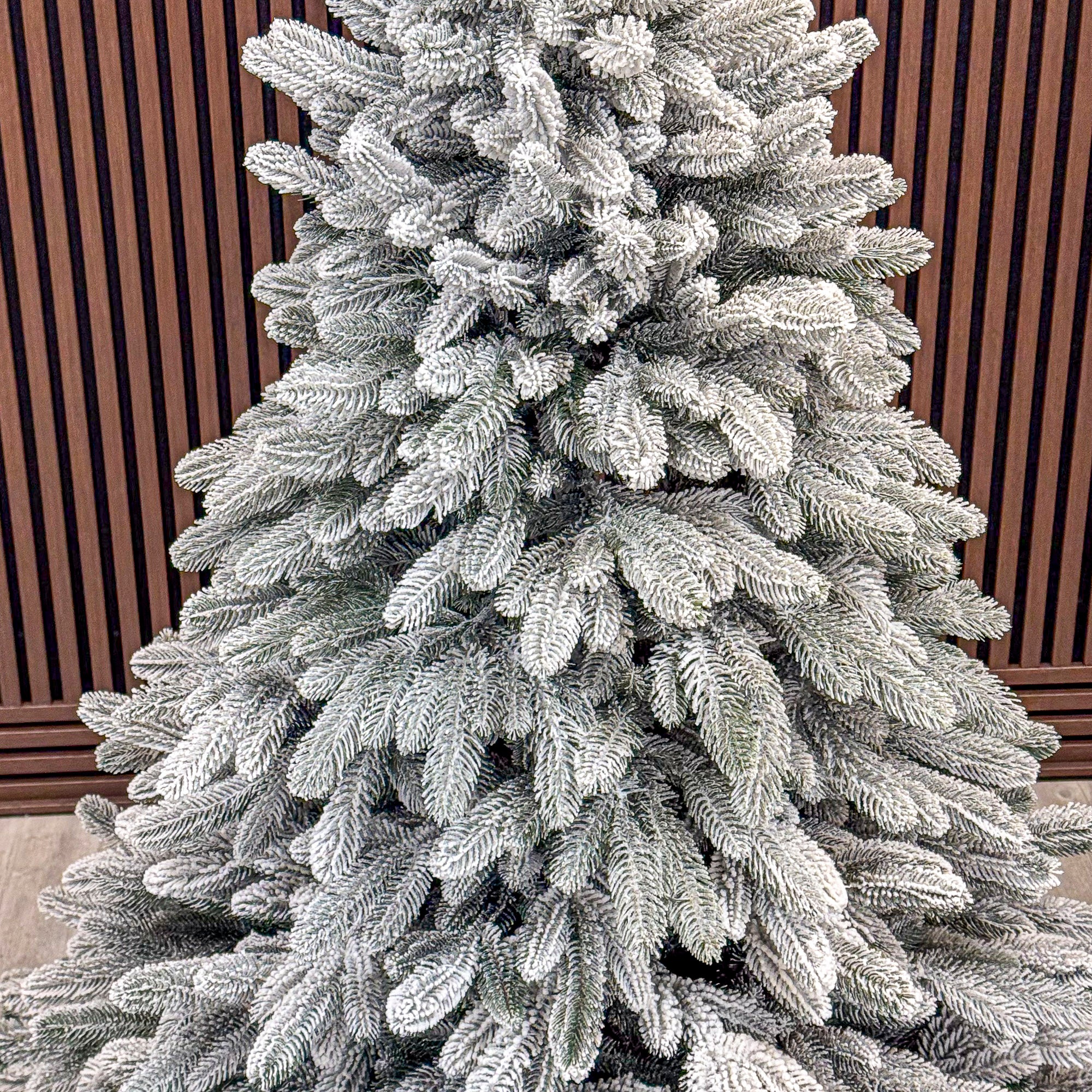 Brad artificial Christmas Deluxe by Sersimo, Laponia Select nins, integral 3D, 180cm