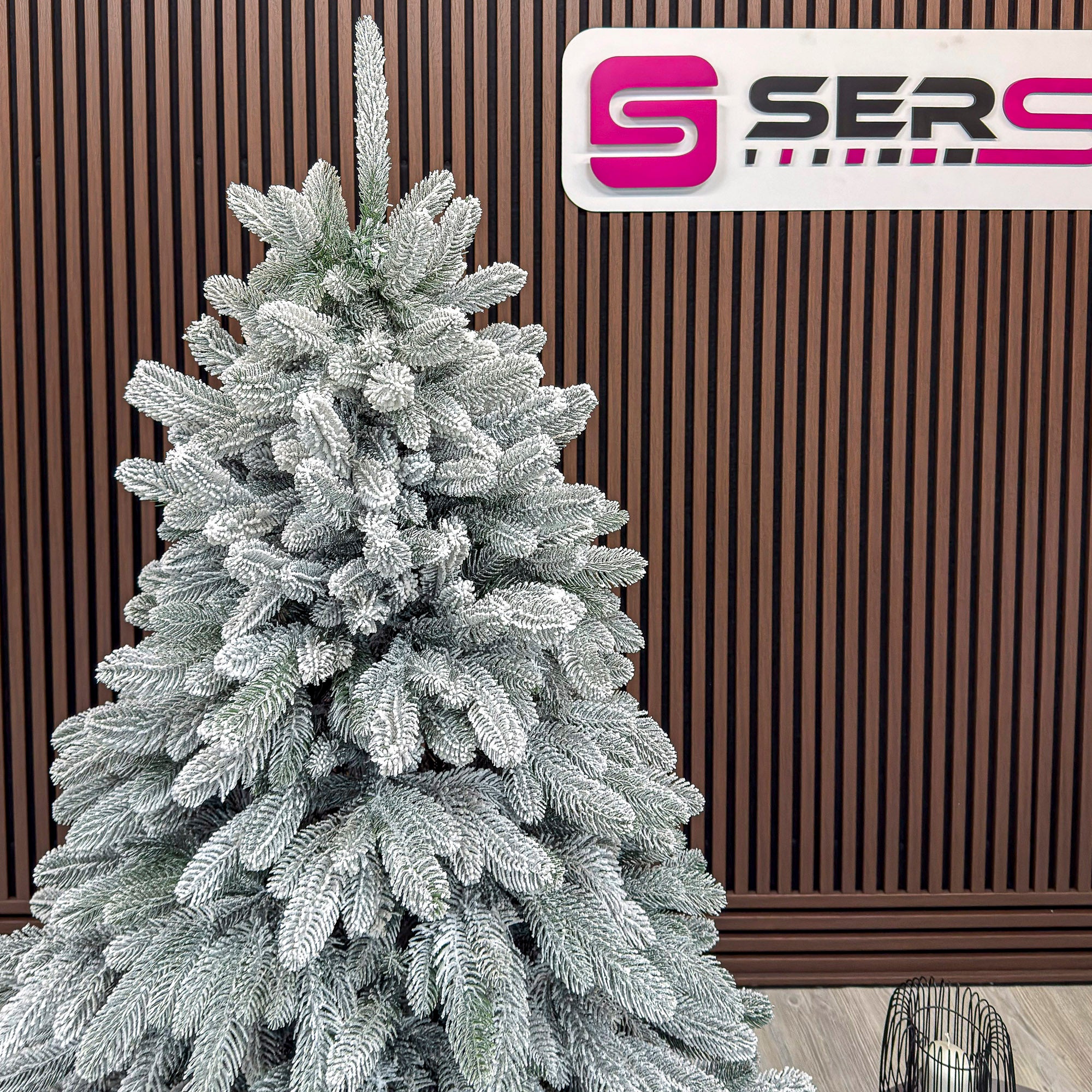 Brad artificial Christmas Deluxe by Sersimo, Laponia Select nins, integral 3D, 180cm