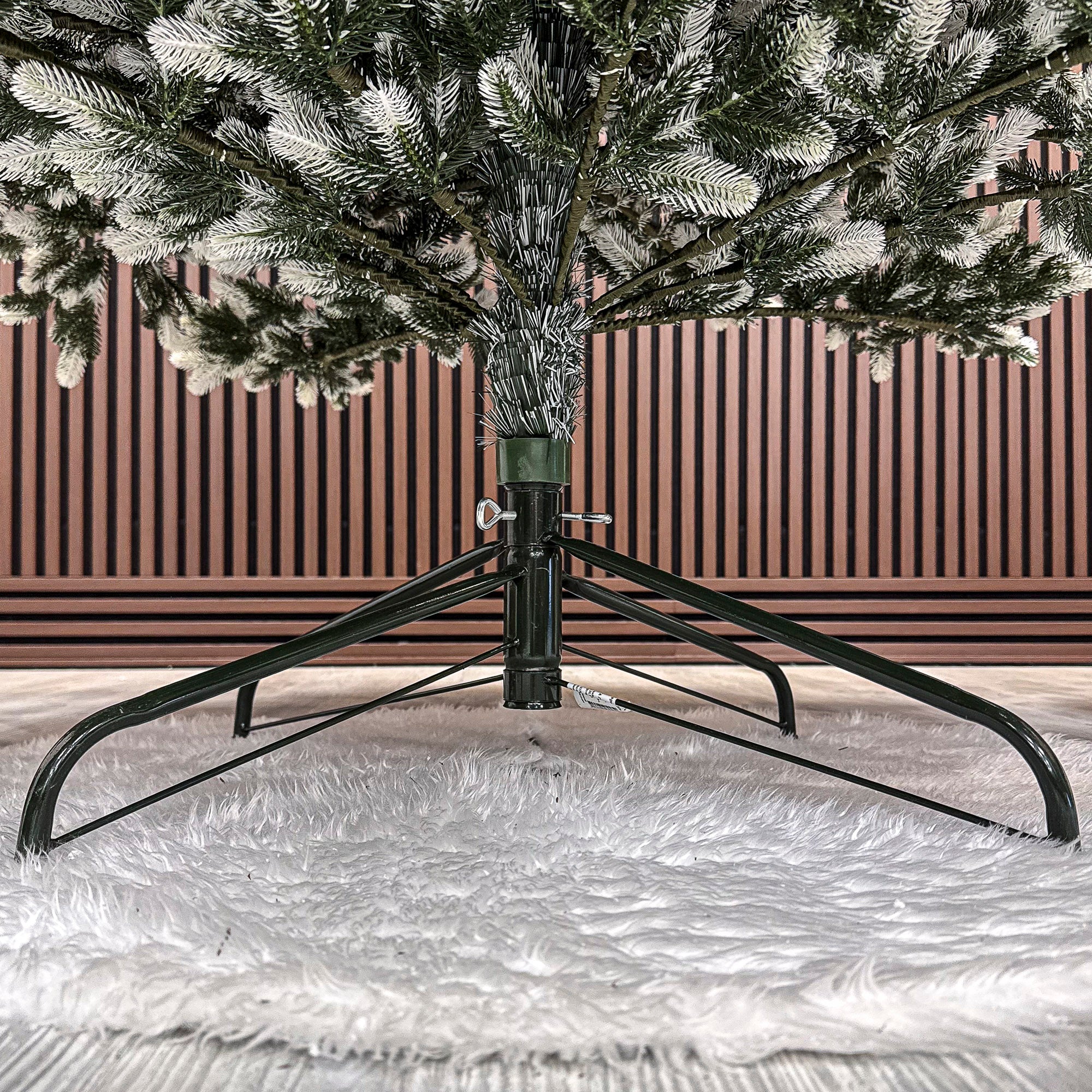 Brad artificial Christmas Deluxe by Sersimo, Polar Winter Select, integral 3D, 250 cm