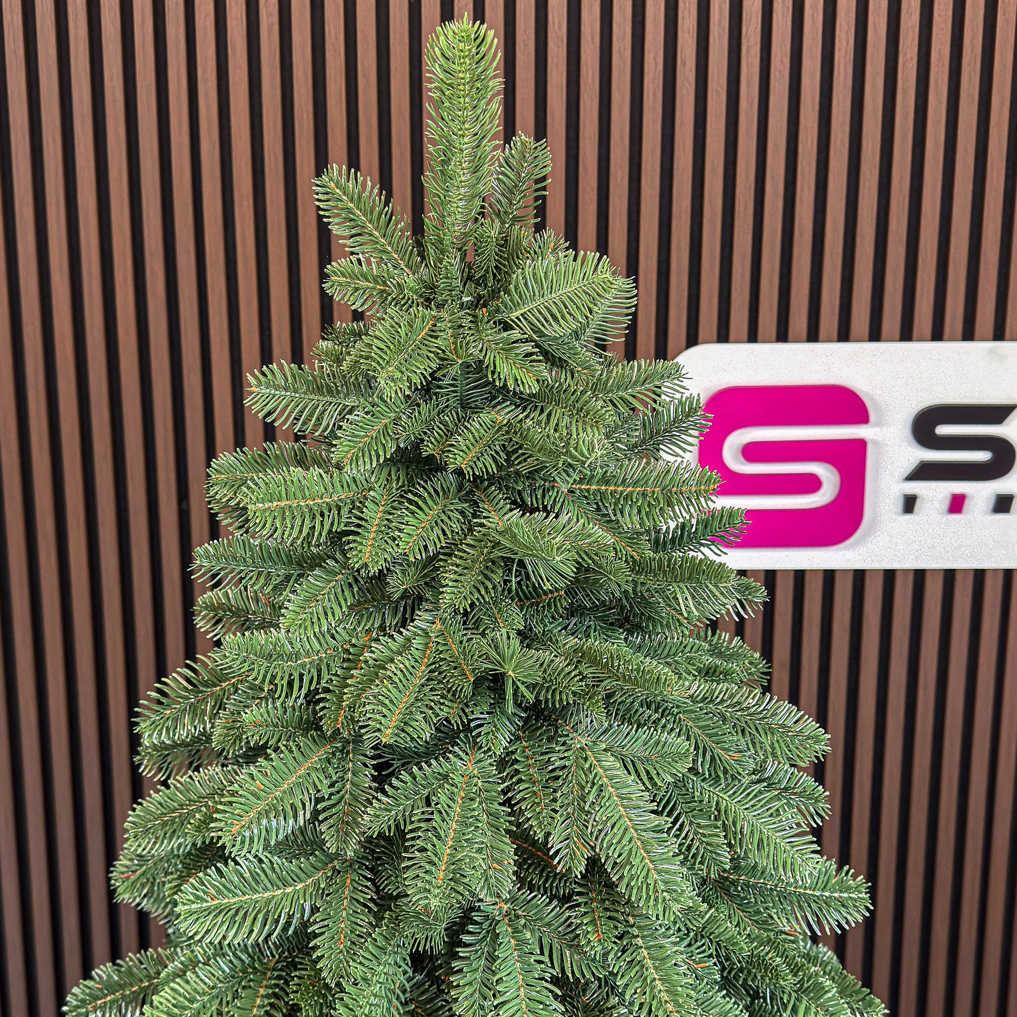 Brad artificial Christmas Deluxe by Sersimo, Canada verde, 3D, 230cm