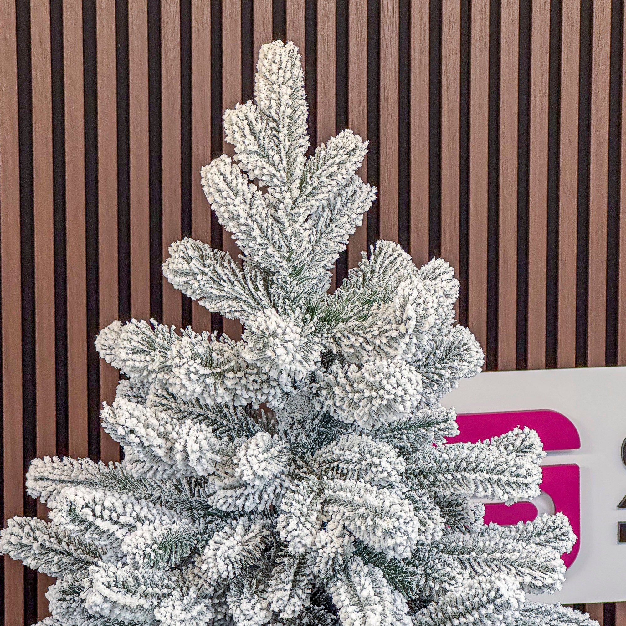 Brad artificial Christmas Deluxe by Sersimo, Kovalivska nins, 3D, 250cm