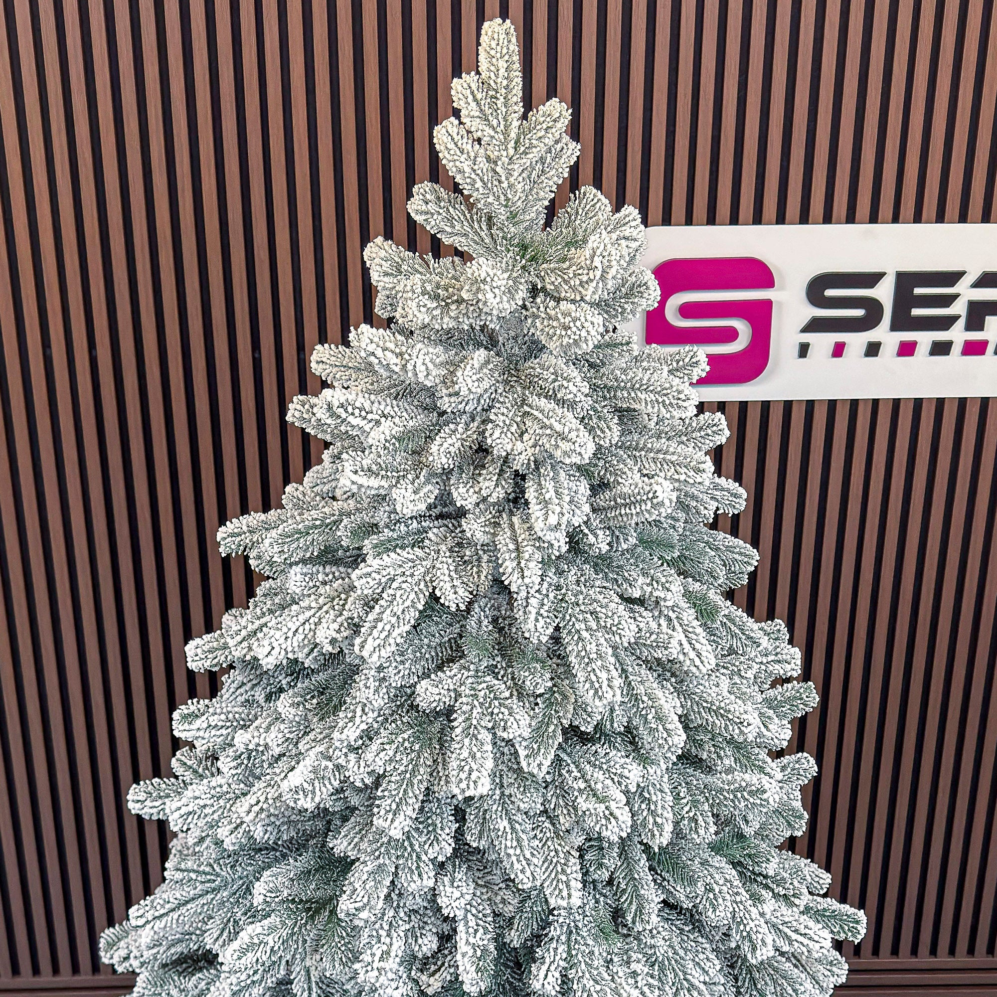Brad artificial Christmas Deluxe by Sersimo, Kovalivska nins, 3D, 250cm