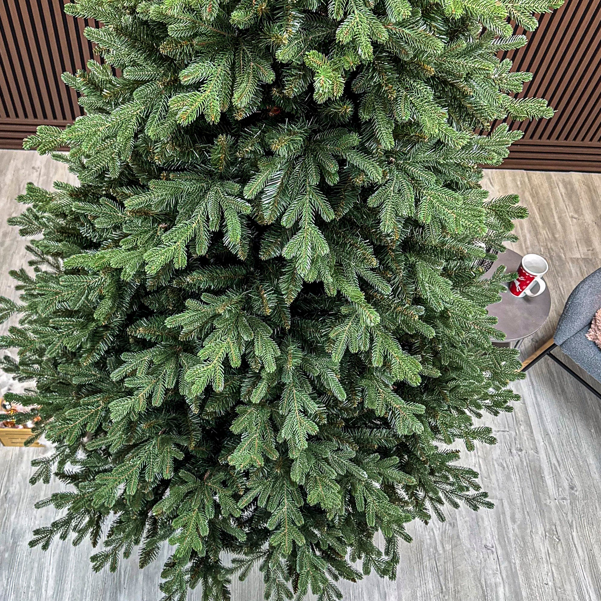 Brad artificial Christmas Deluxe by Sersimo, Royal Felara, 2D+3D, 230cm