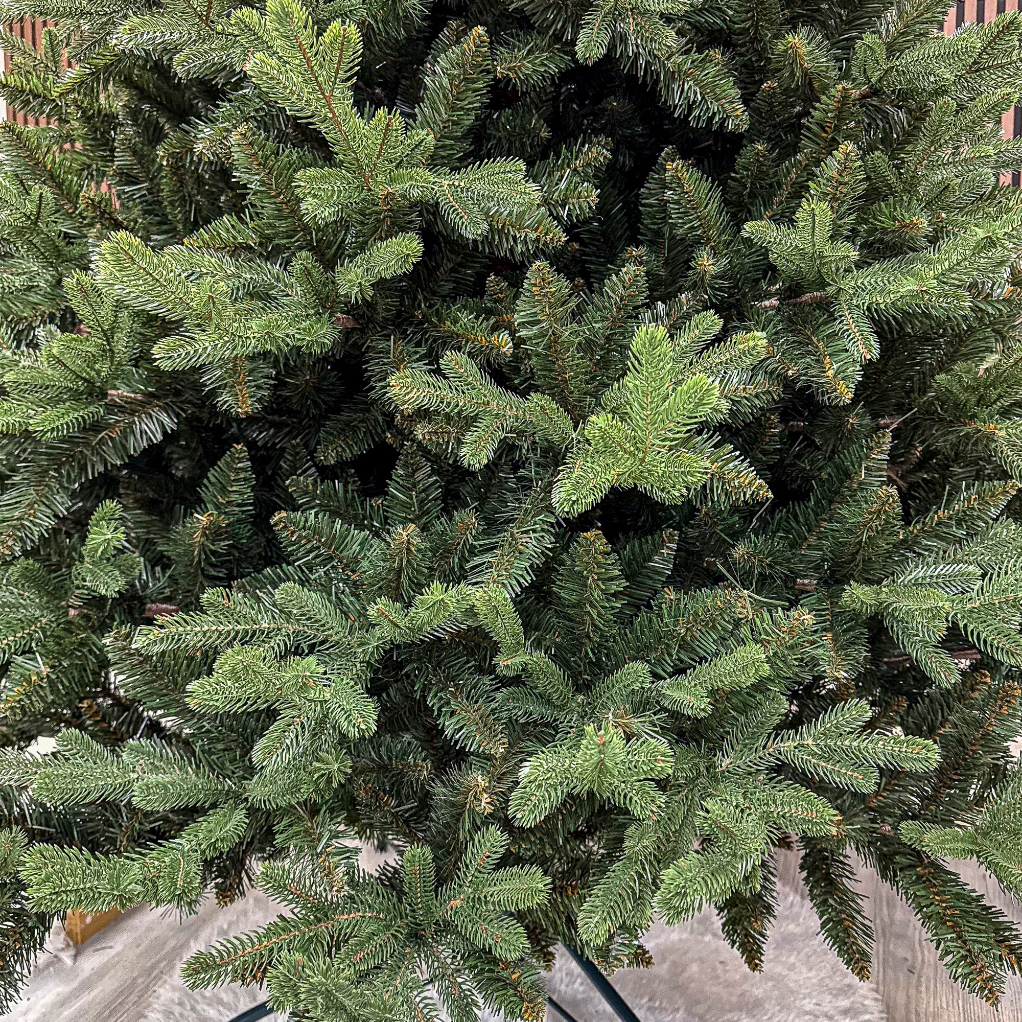 Brad artificial Christmas Deluxe by Sersimo, Royal Felara, 2D+3D, 250cm