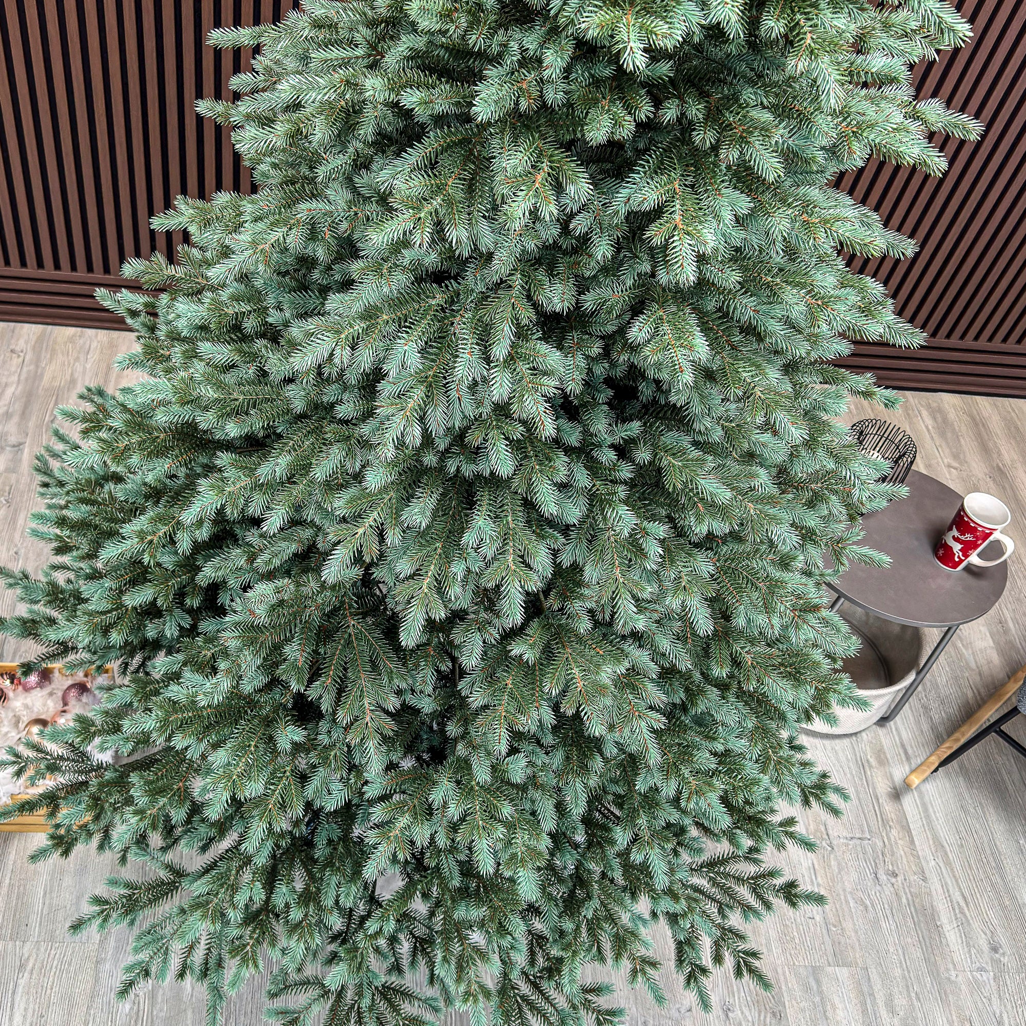 Brad artificial Sersimo, Scandinavia, verde cu varfuri argintii, integral 3D, 250 cm