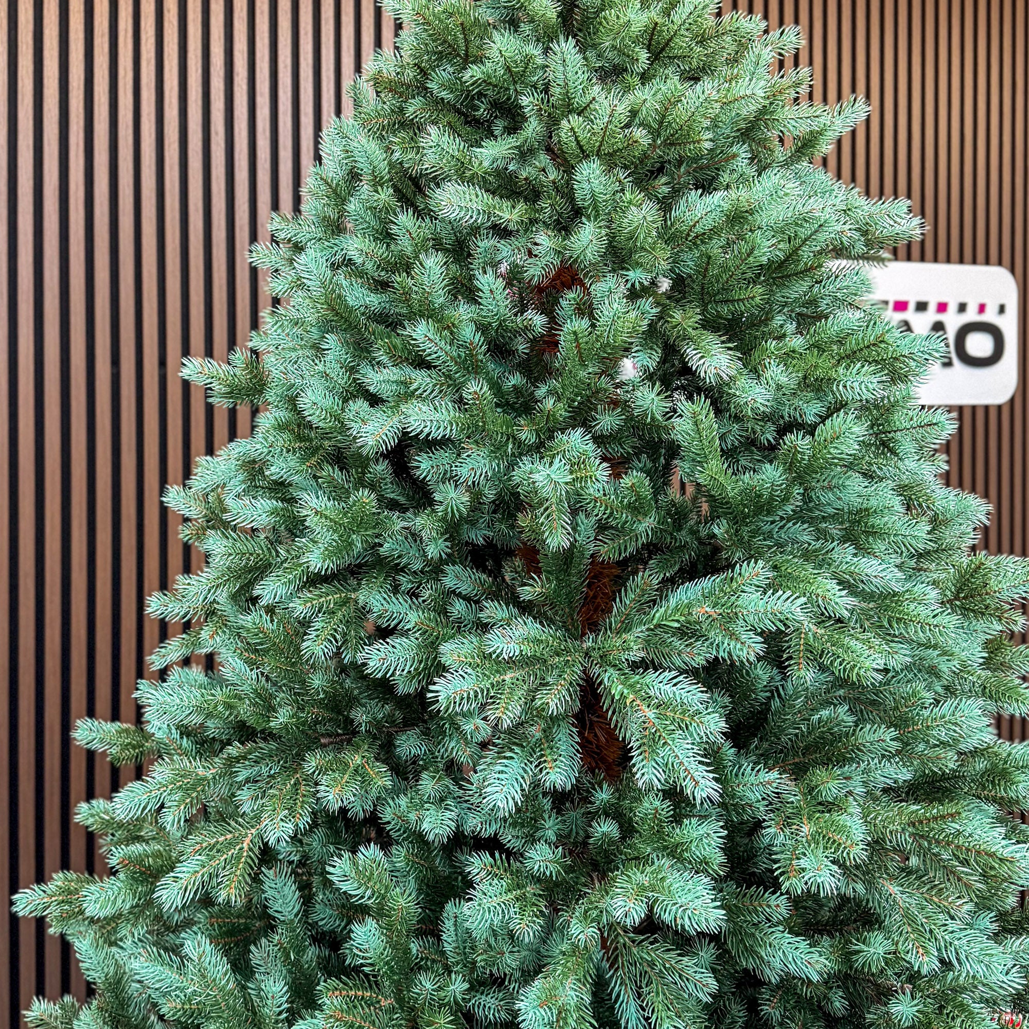 Brad artificial Sersimo, Hollandia, verde cu varfuri argintii, integral 3D, 230 cm