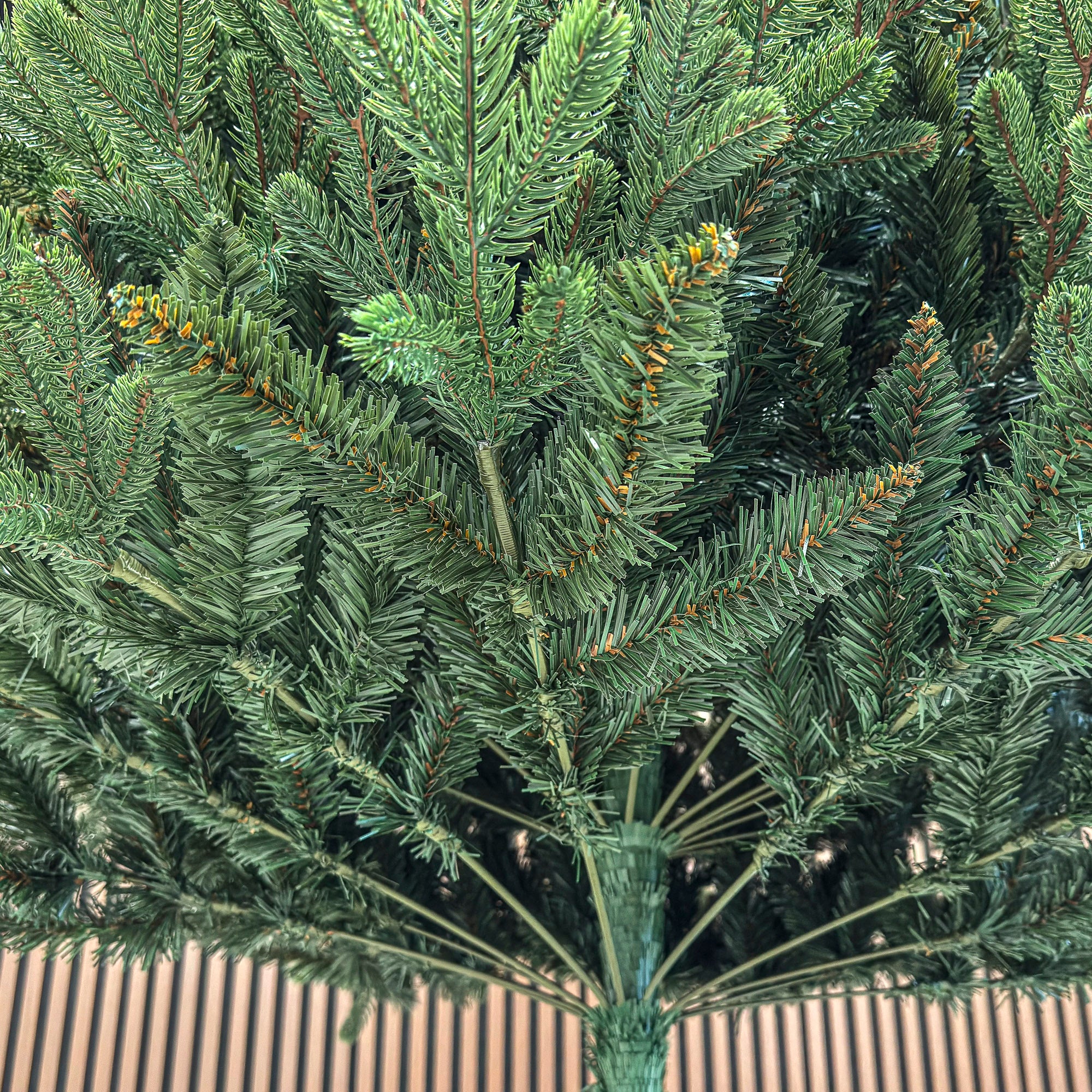 Brad artificial Christmas Deluxe by Sersimo, Viena Slim, 2D+3D, 230cm
